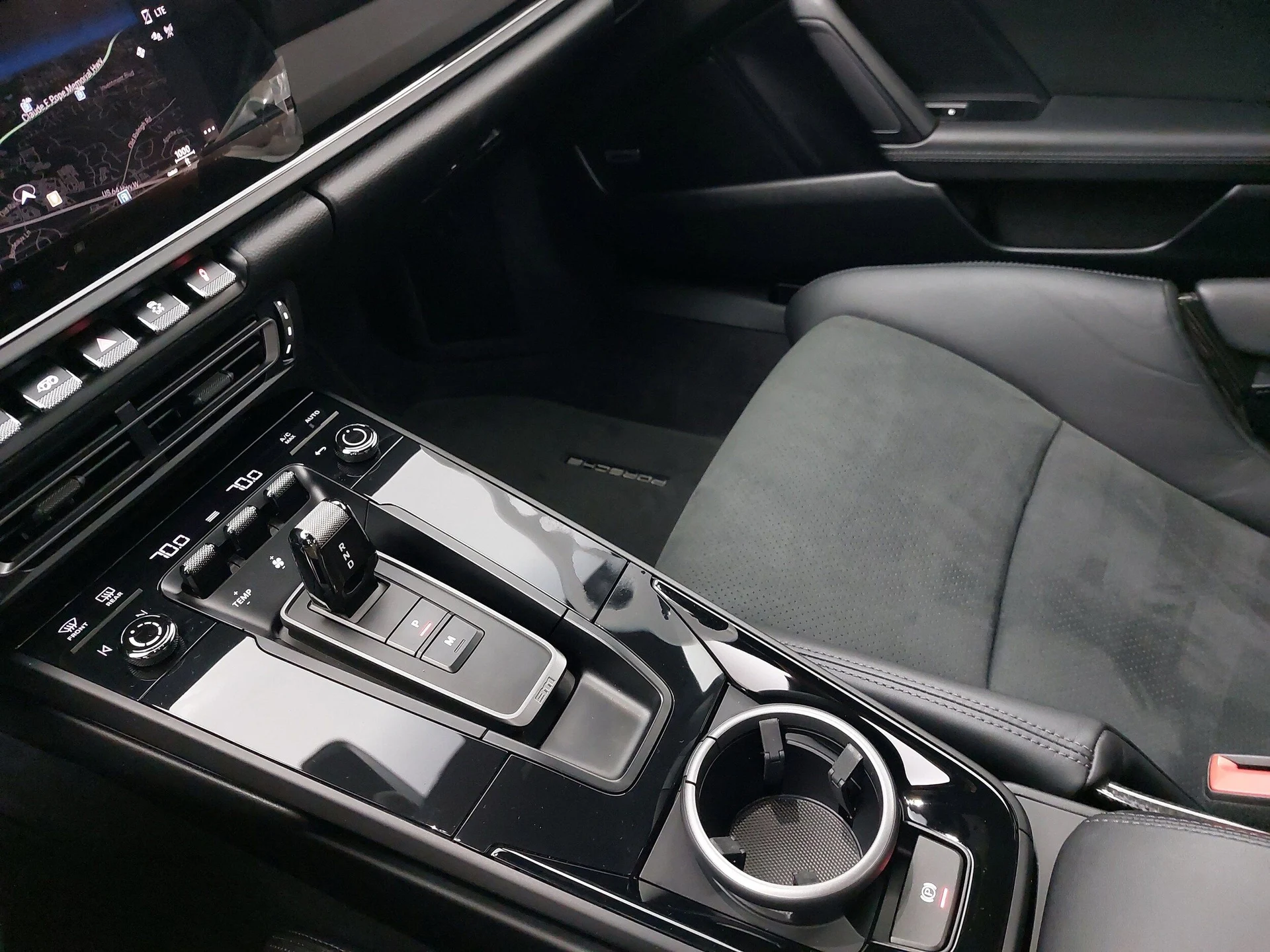 mph022_1079274091_0393931b503e3e54aefb4b8576f6defex_39ba86db79