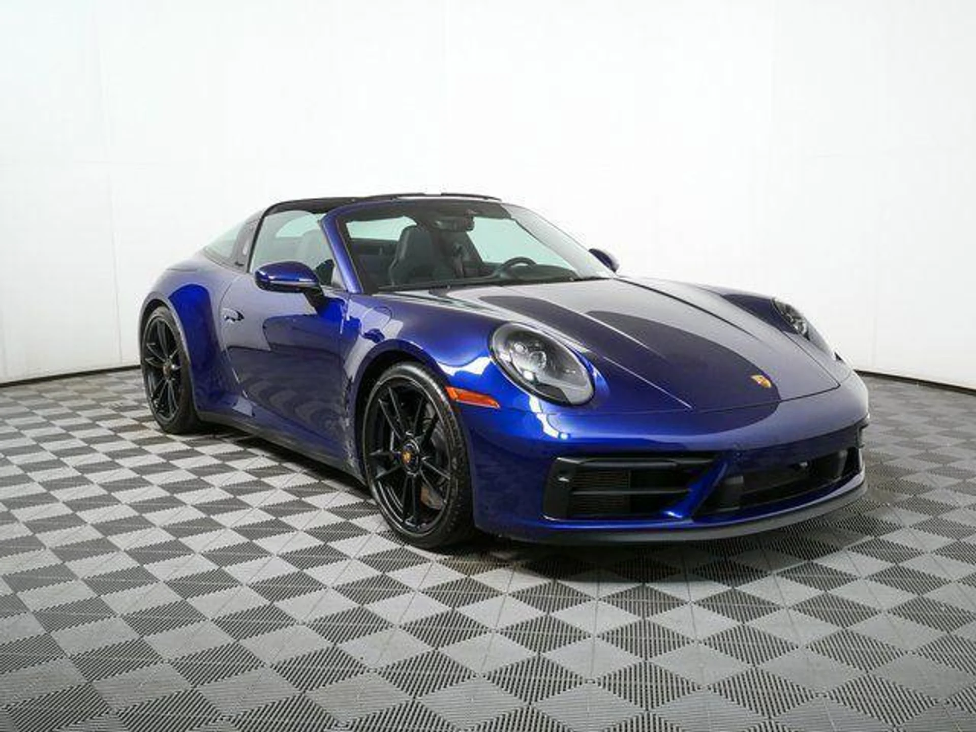 mph022_1080469011_Bl_Zz07wa24d_M_Tzj_Bku_E1_AV_jyo_6704a2ee97