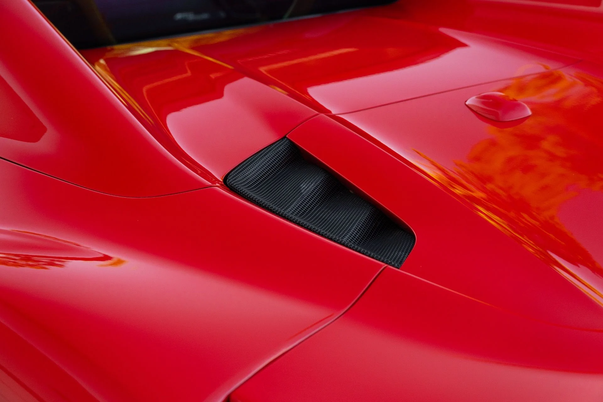 mph022_1080514145_Used_2017_Ferrari_488_Spider_1771886978_1829bf810b