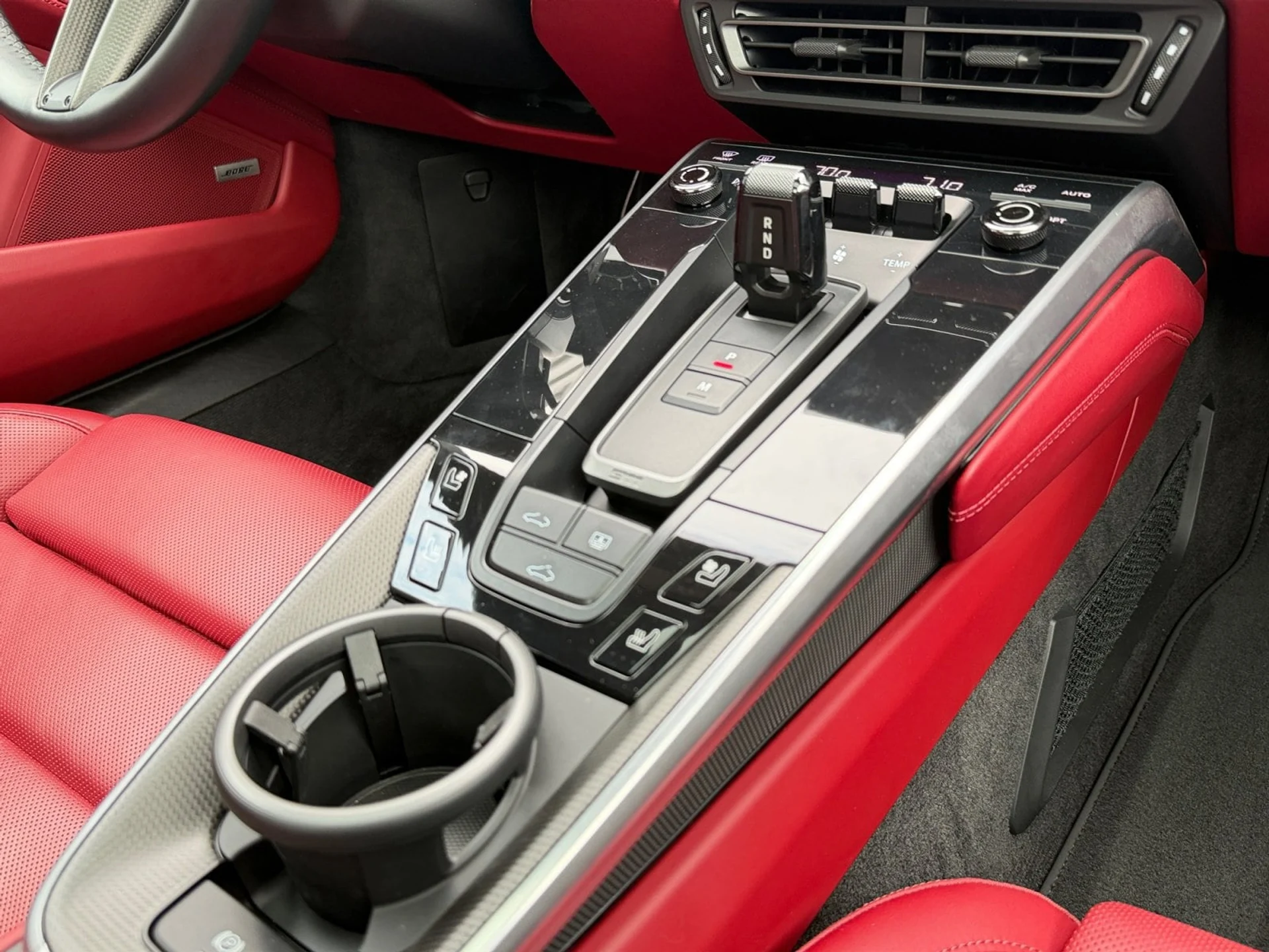 mph022_1082383591_0750cfb4d2a4ff604ccdab402cb33631x_4f675fd2e5