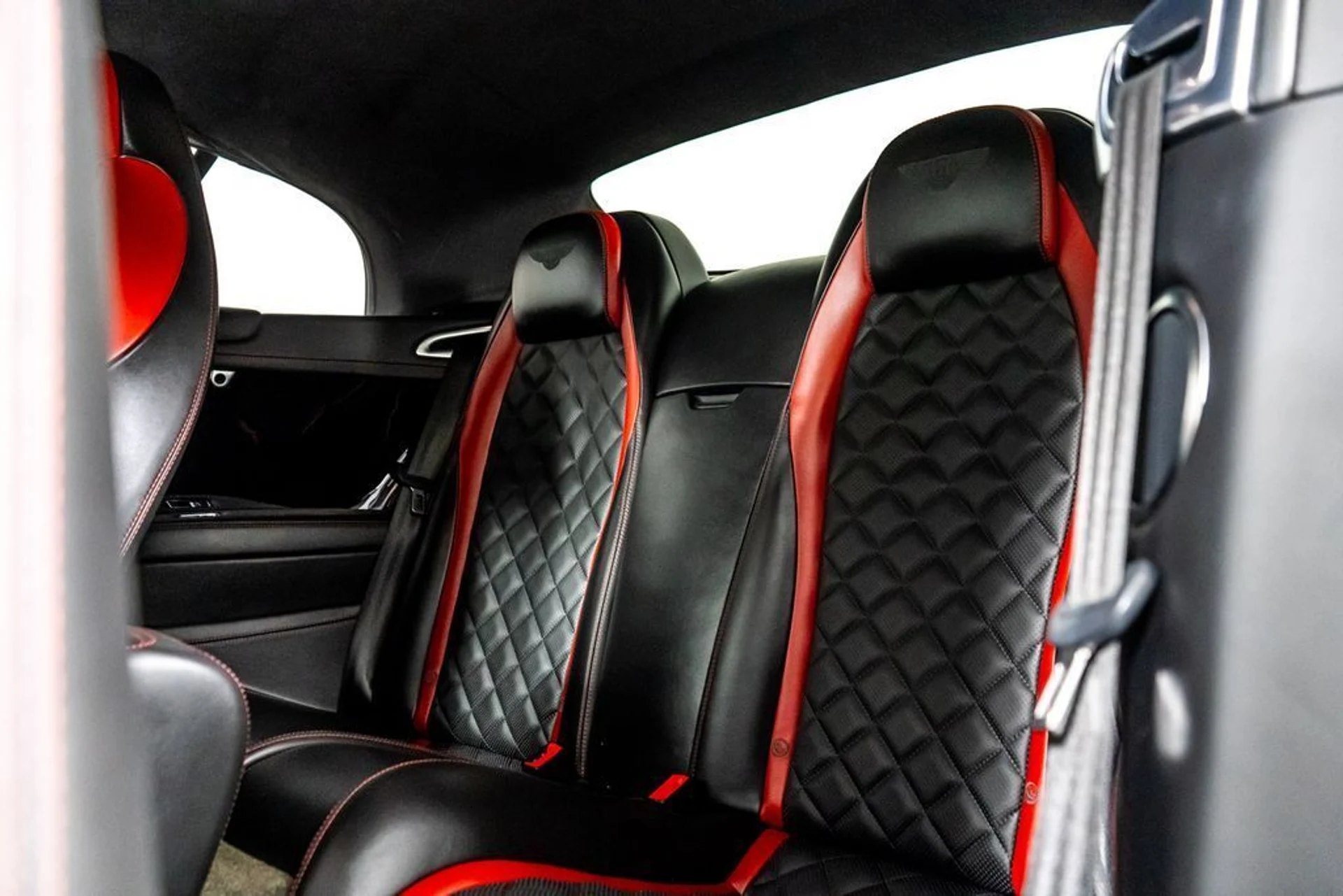 mph022_1084470007_23_26080603_695825e06f9ab_bffb083dcf