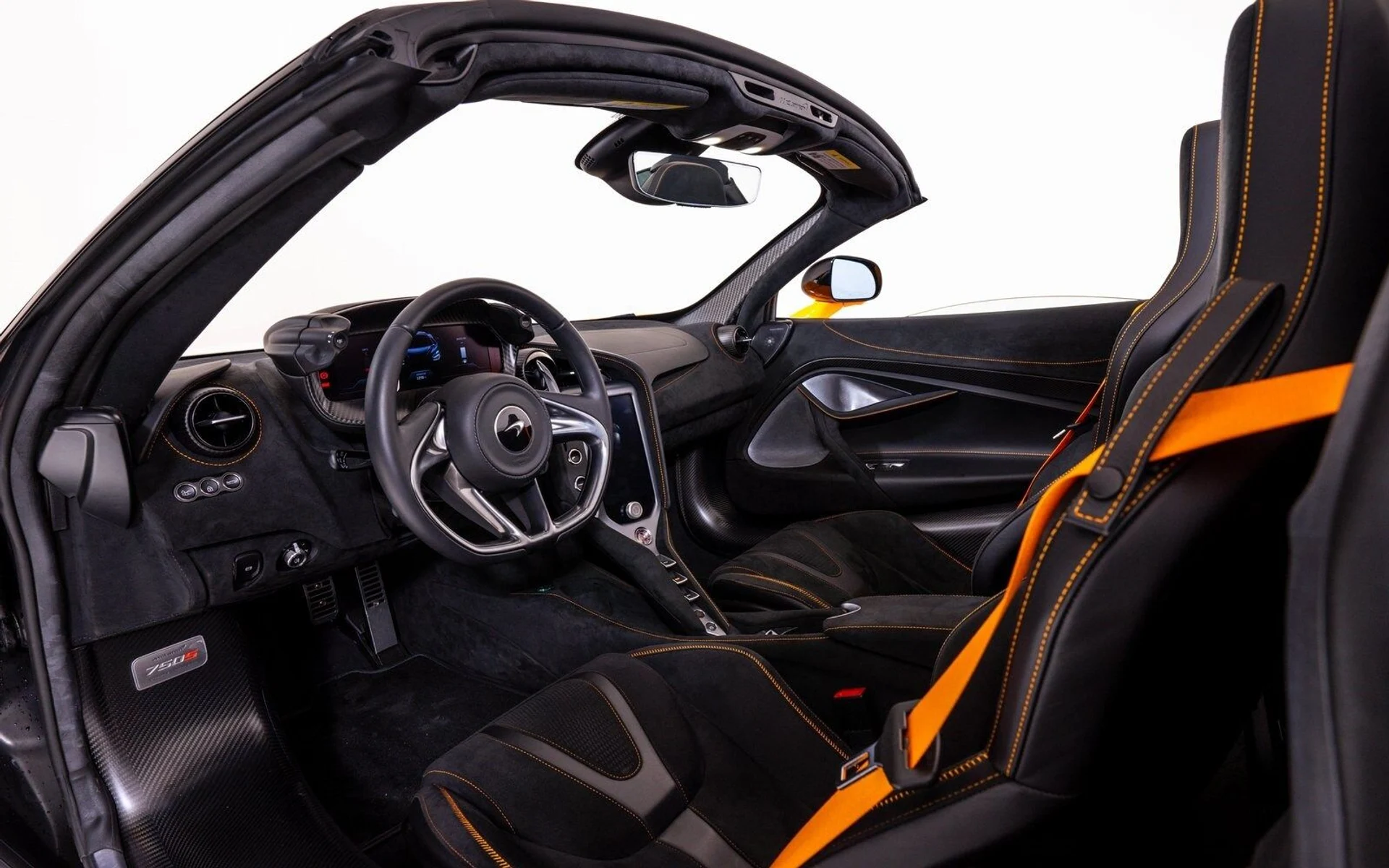 mph022_1096772675_a63b0c76665fd59edc9db931dbfe4488x_a71492d413