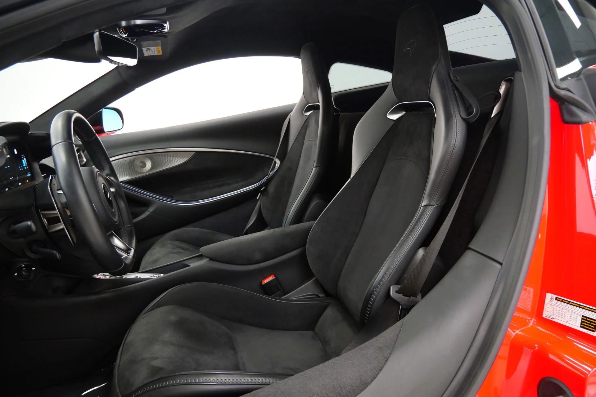 mph022_109890241_Used_2024_Mc_Laren_Artura_Performance_Spec_Technology_Pack_1775235368_3cfccd00fe