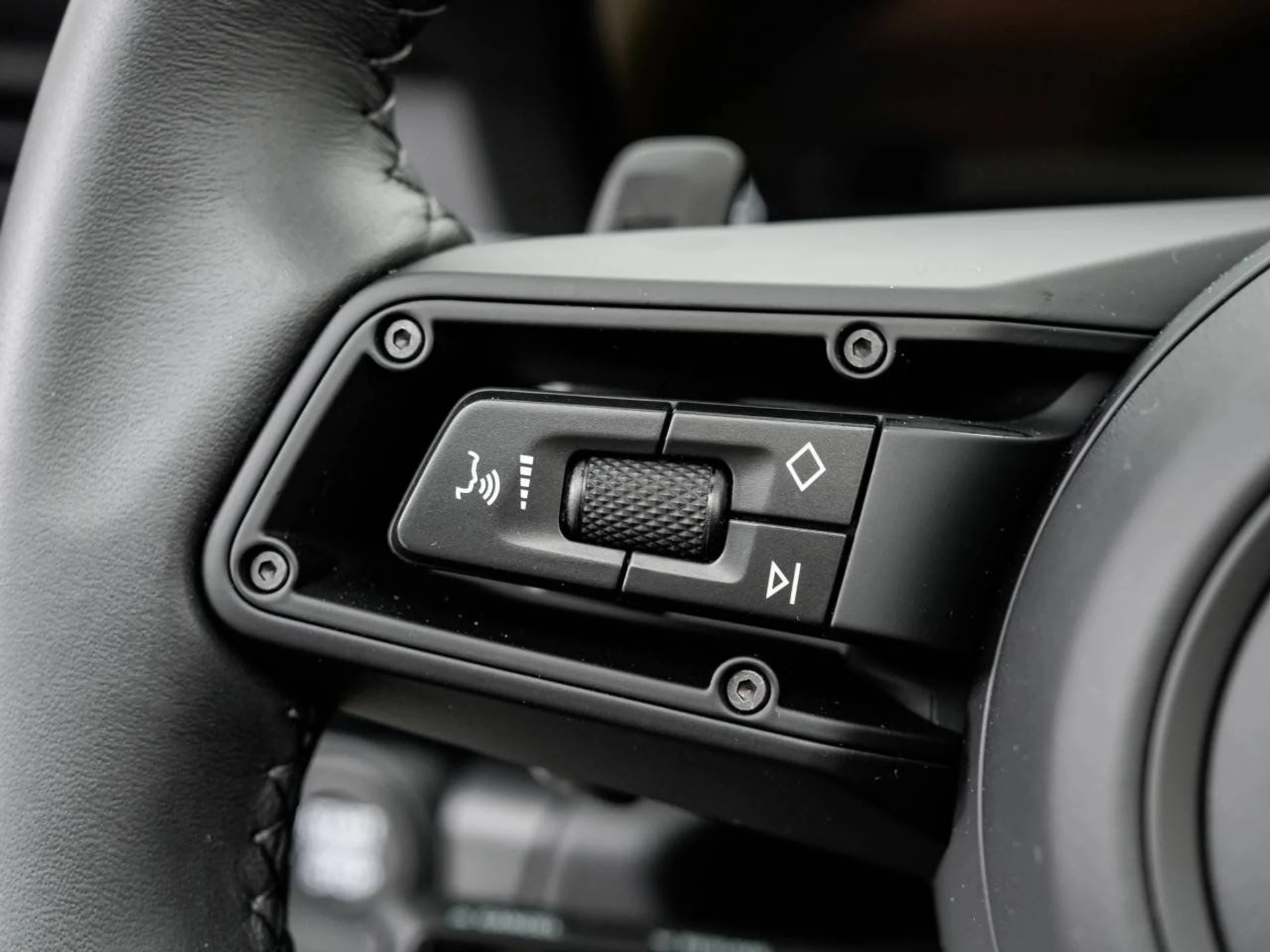 mph022_1099088558_6fd60f76b8bcdd5e358a70d8cfb900bb_82ed6489ad