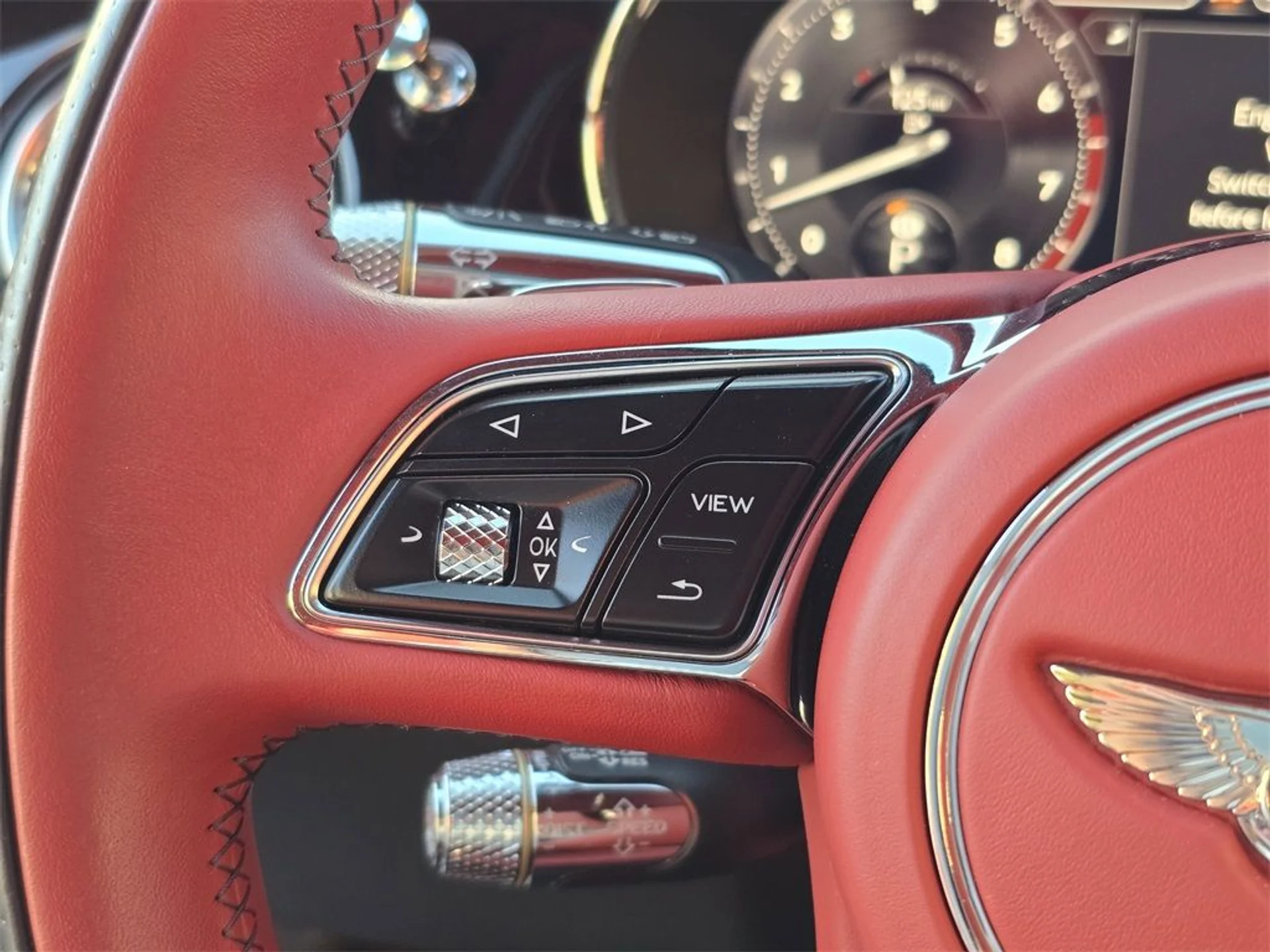 mph022_1103701828_6b227d94aa4442bdac0e551502c107c0_60d8b42745