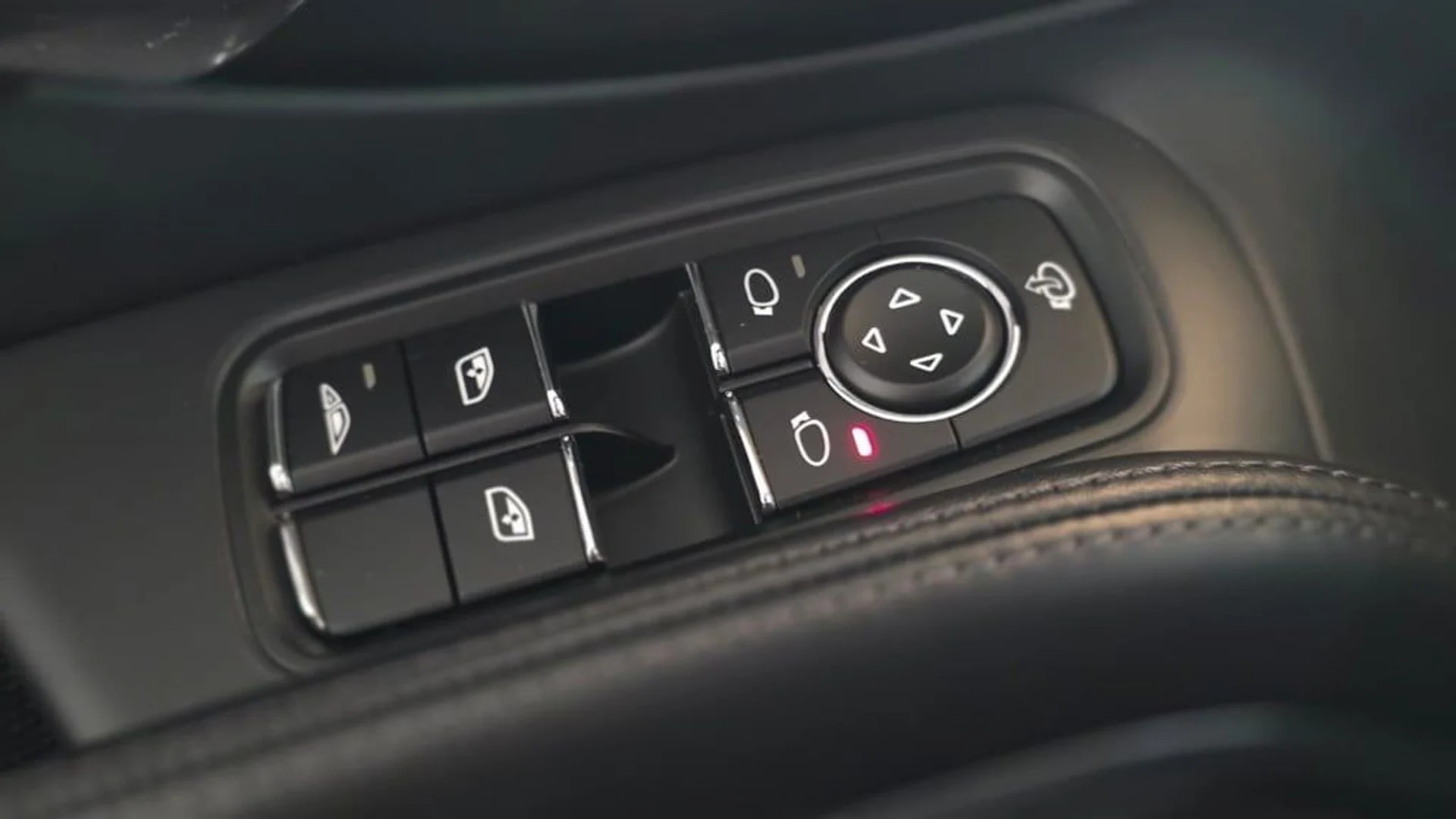 mph022_1106395718_1407ad49a93fabfeb116983c2ef4228cx_58fb00e6f4