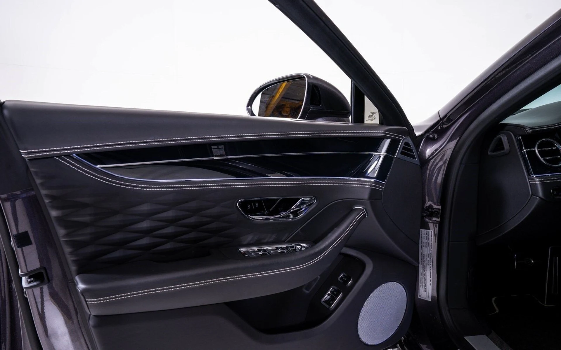 mph022_1106828828_1529abd13ae37b04b3bde65a0e24c538x_21c6db149d