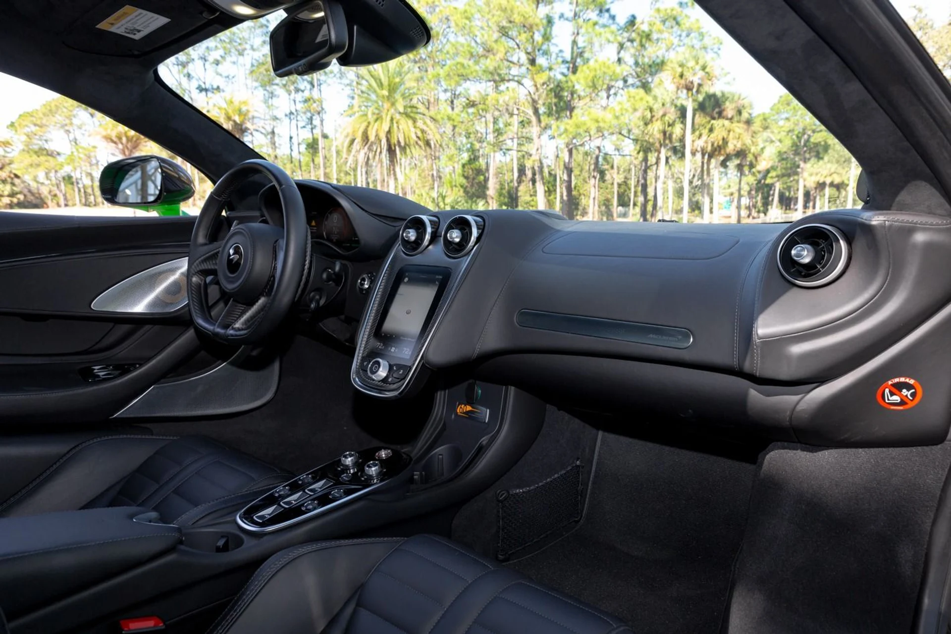 mph022_1107436591_466_p23_l_3702e67291