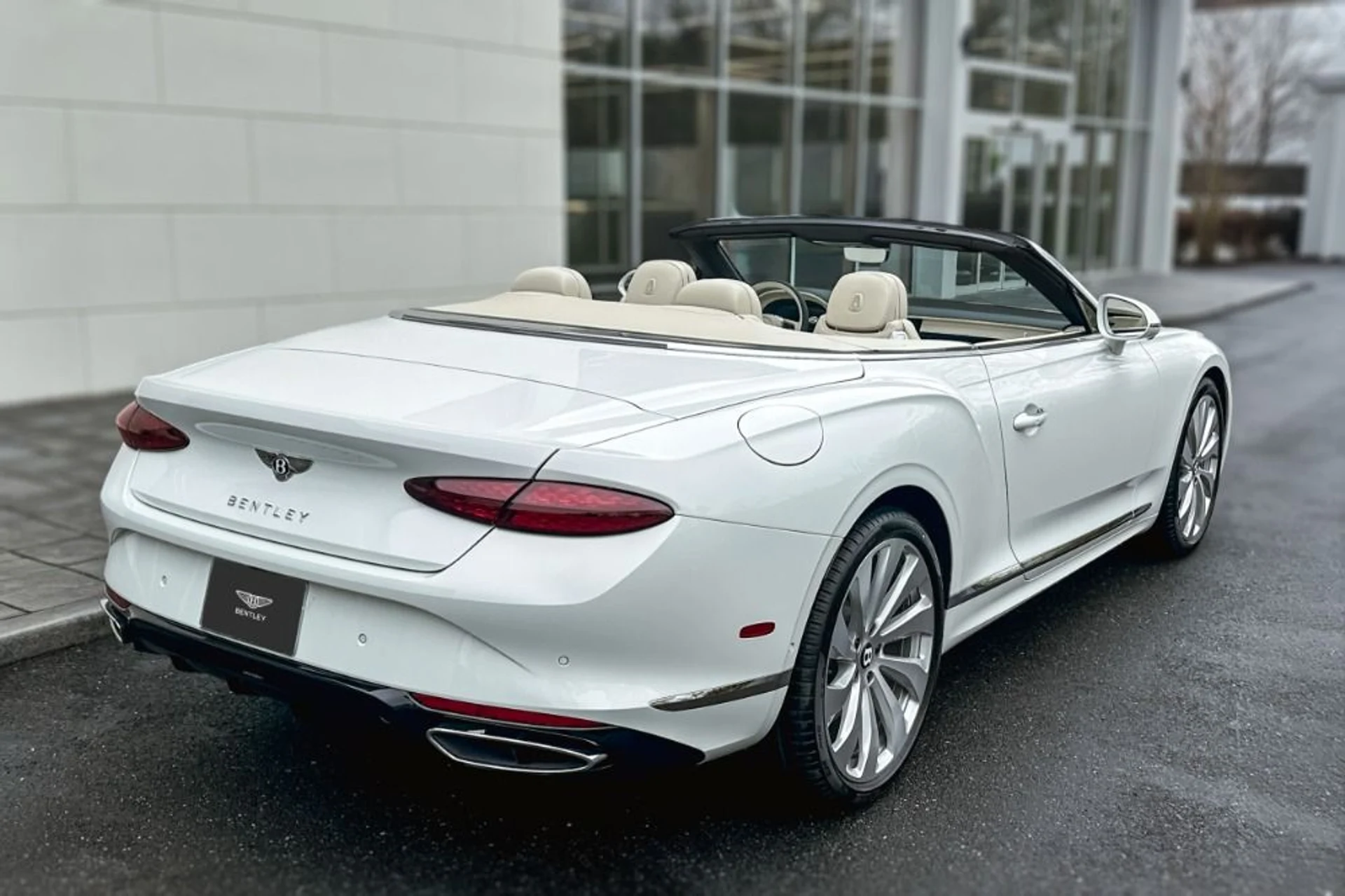 mph022_1109803564_New_2026_Bentley_Continental_GT_1777983882_be8e34c66a
