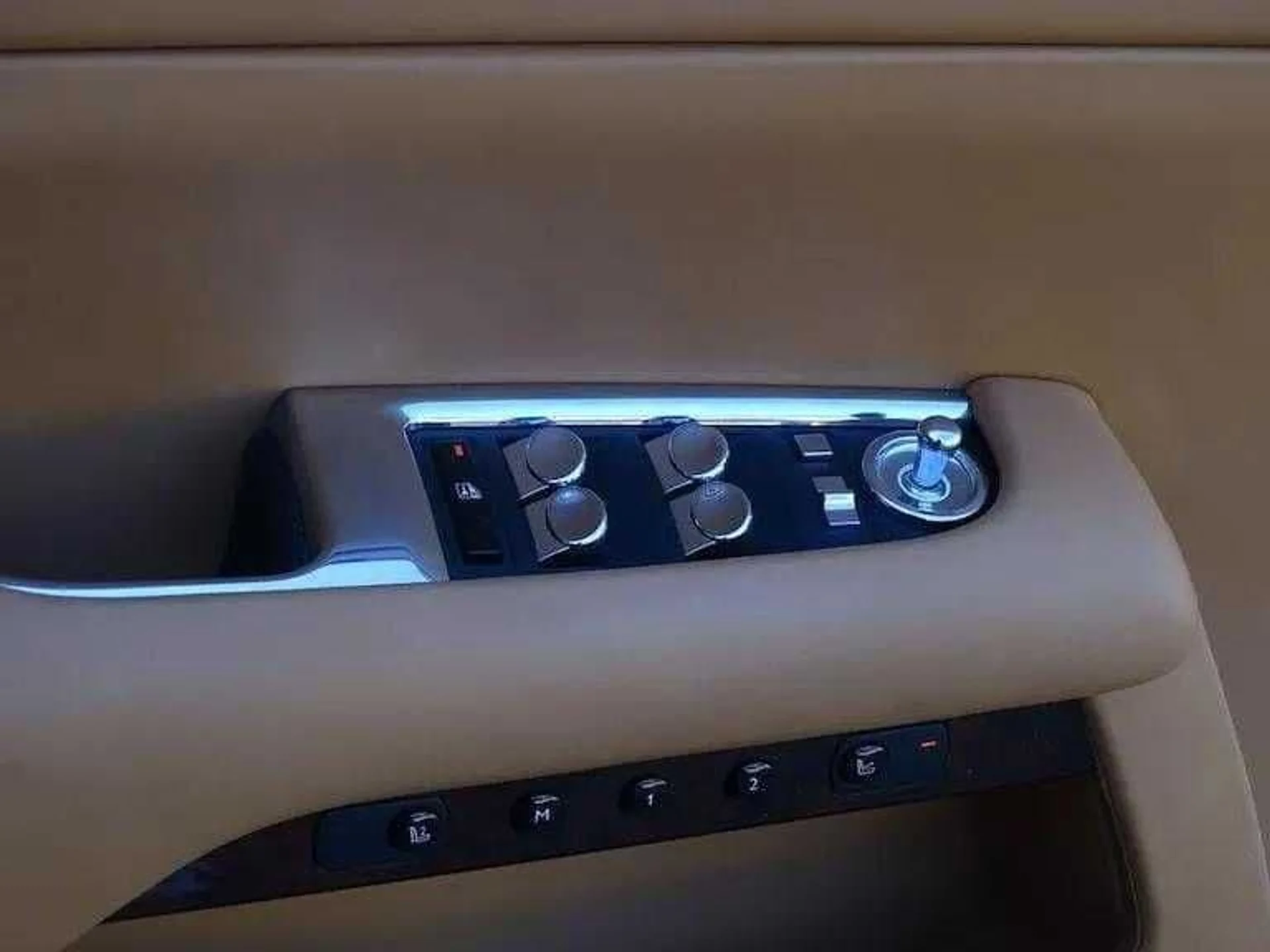 mph022_1112204694_b25139910129a6d6366bcfd2223920e1x_5ff3c20545