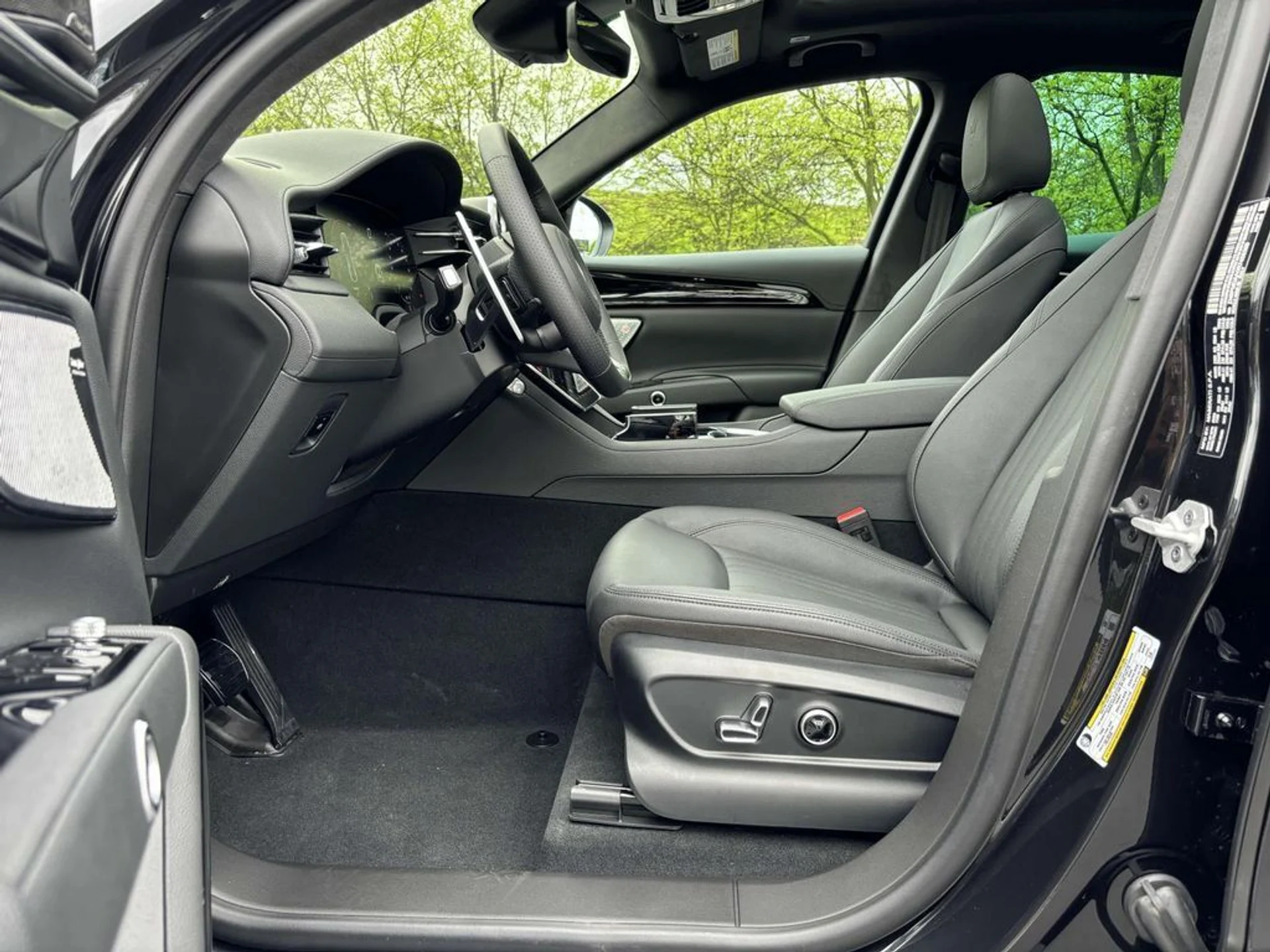 mph022_1114794617_e81da0406698bb53ab3a97b01c22c015x_2181d61b79