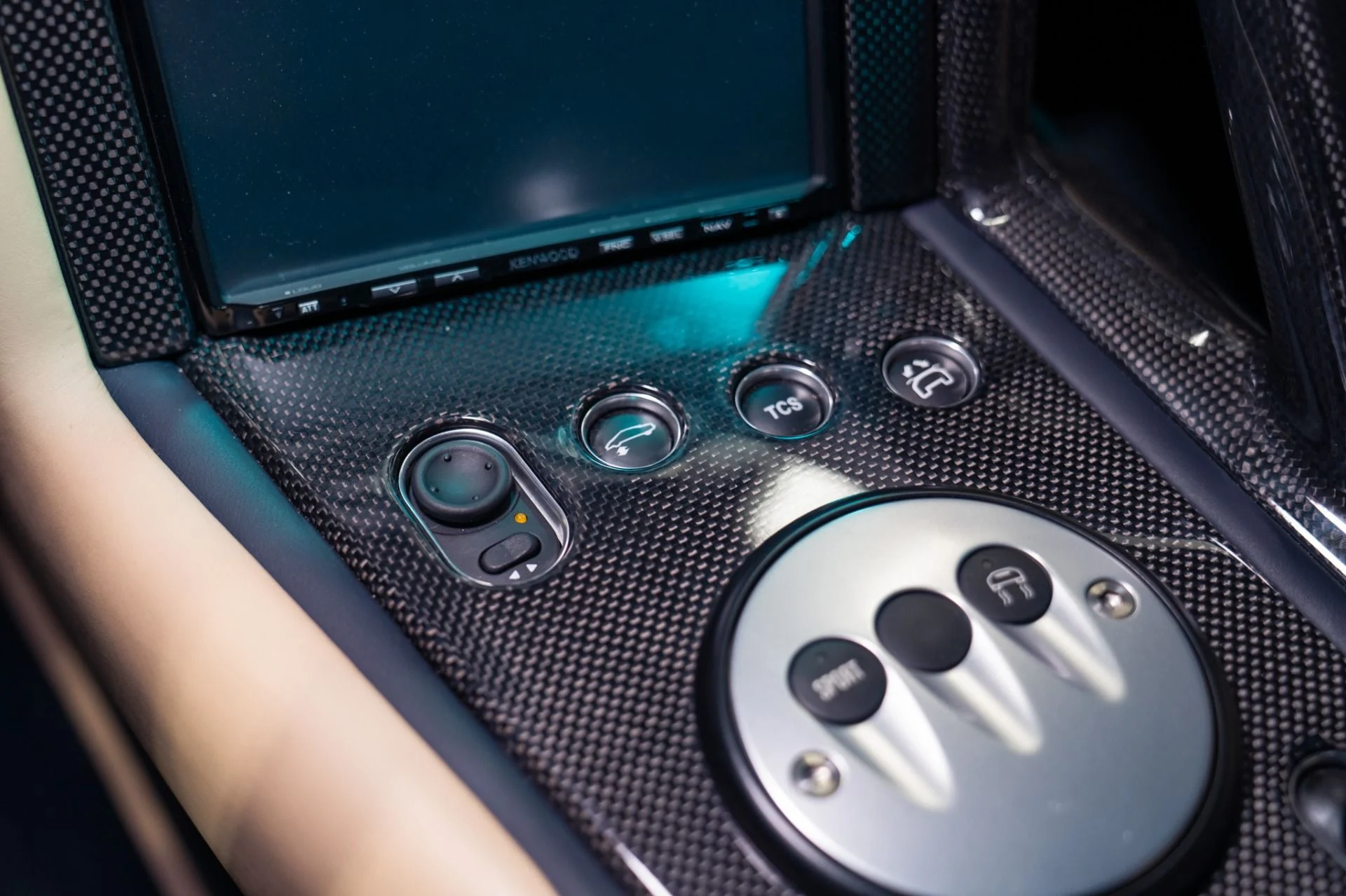 mph022_1115368456_Used_2008_Lamborghini_Murcielago_LP_640_ONLY_1273_MILES_1785959532_e7c63324cc