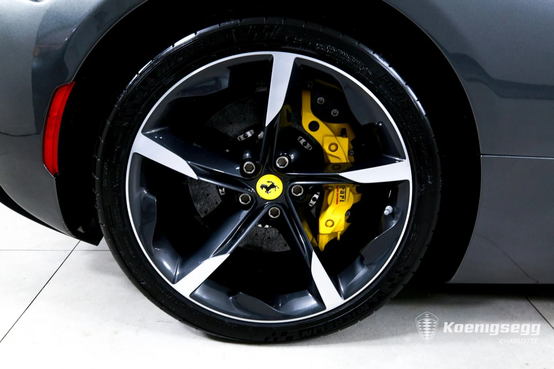 mph022_1117094946_Used_2022_Ferrari_SF_90_Spider_1775660479_0069cb1670