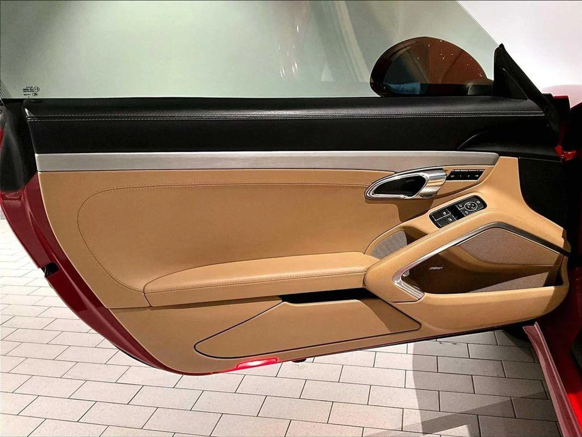 mph022_1121842601_KB_Qugd_Vik9d_R0_Zrq_Liatewwwnc_U_dde82db776