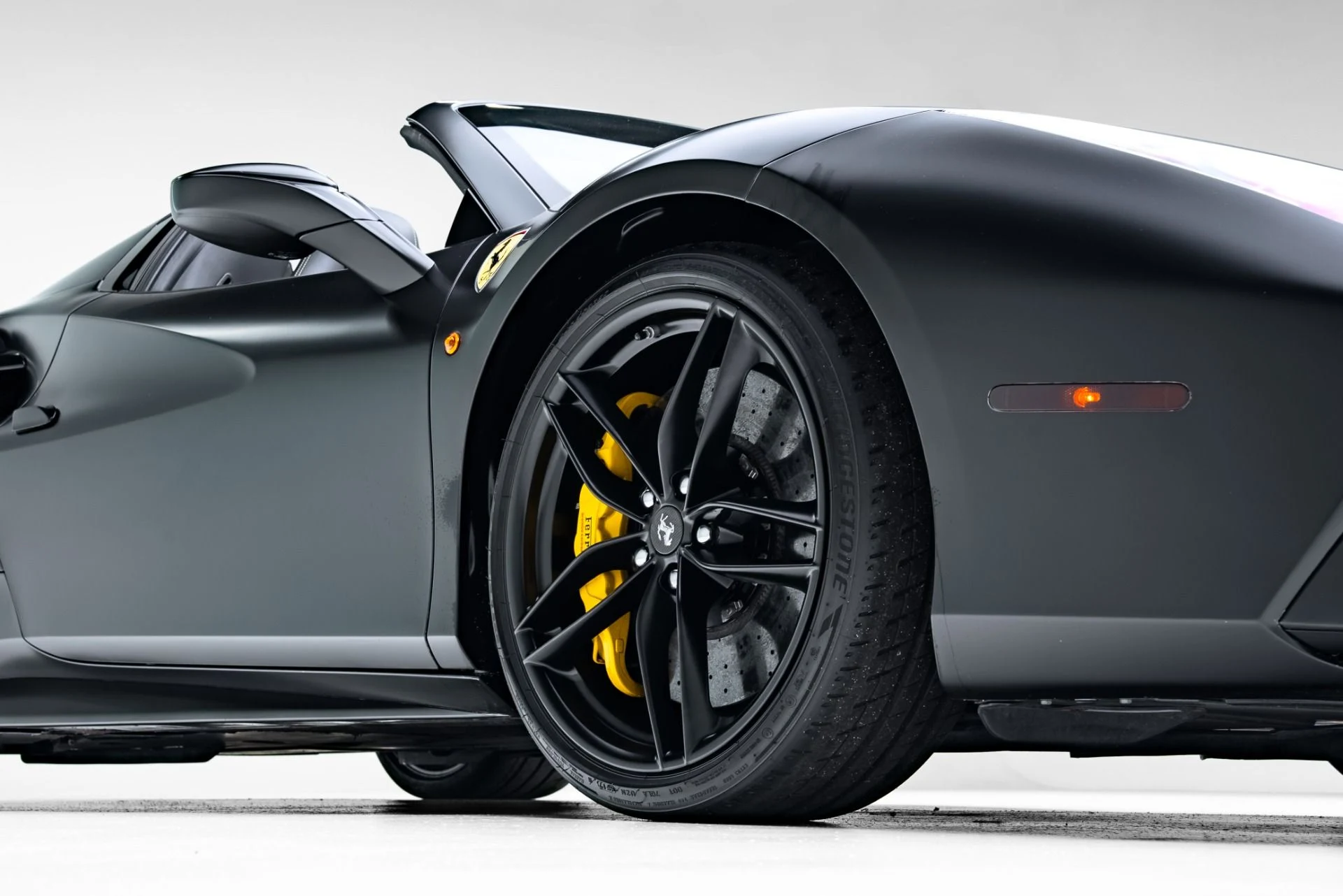 mph022_1122958527_Used_2018_Ferrari_488_Spider_1771880321_7e99e6e4b5