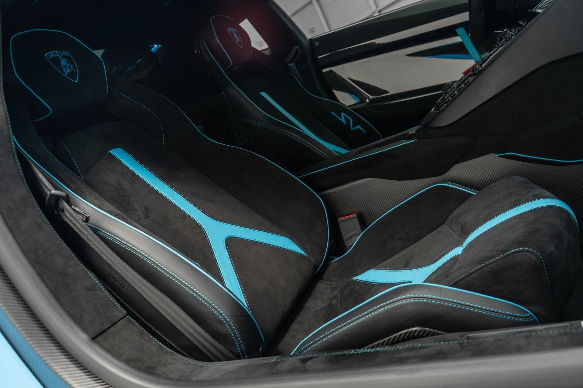 mph022_1128560139_Used_2016_Lamborghini_Aventador_LP_750_4_SV_Amazing_Color_Ryft_Titanium_Exhaust_1780610472_13b3db8b0e