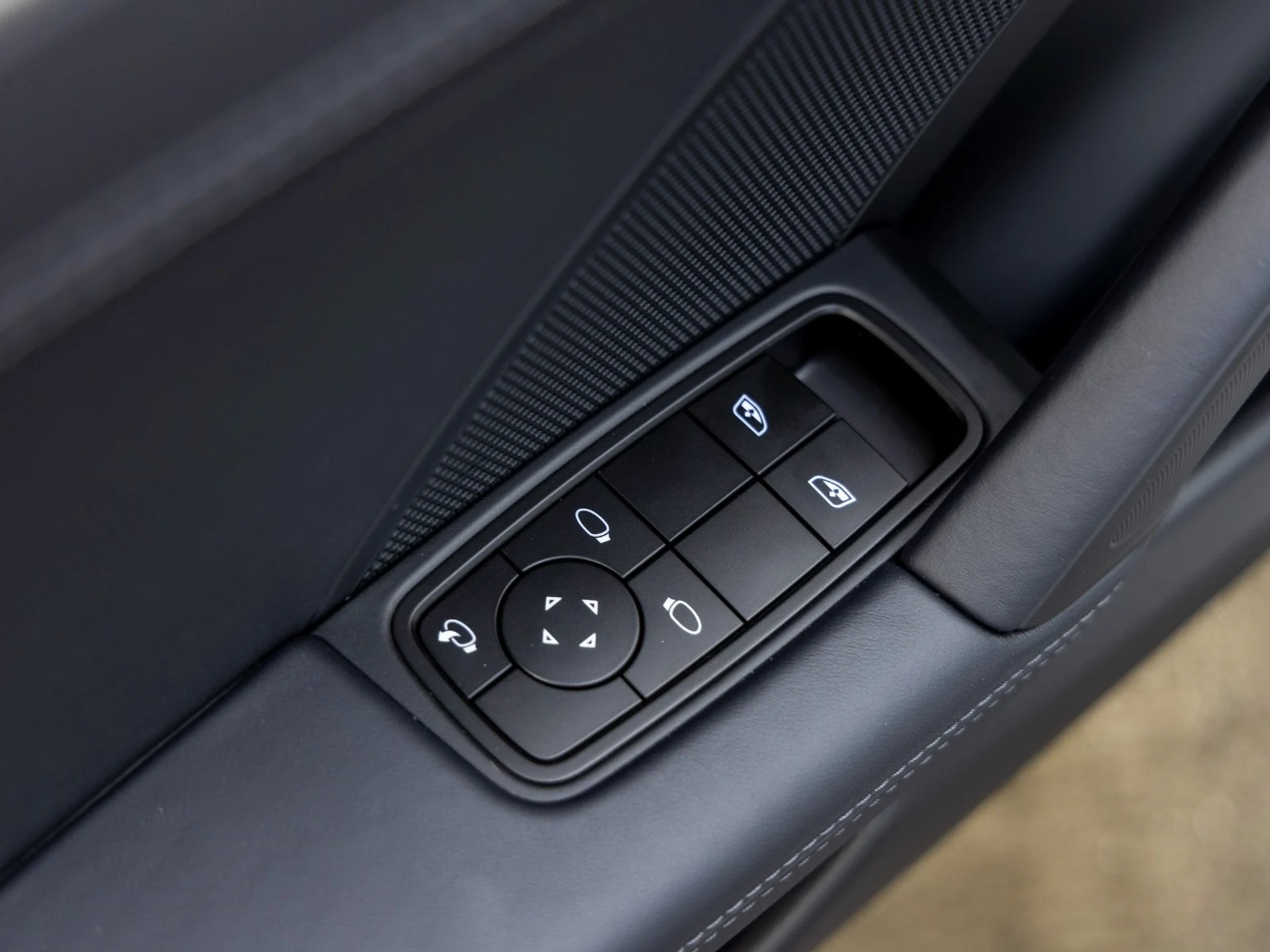 mph022_1129763368_23_48c667e39e