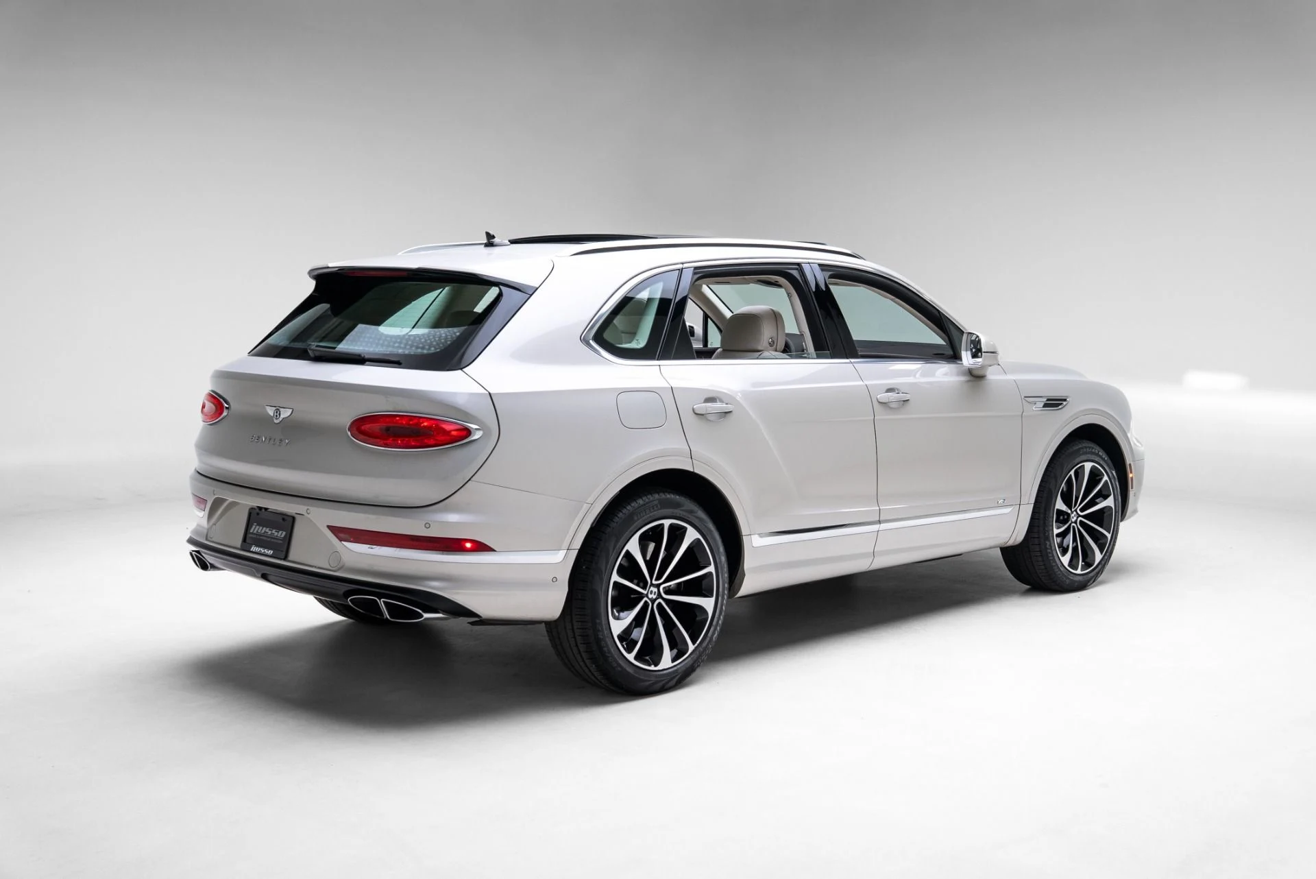 mph022_1138253242_Used_2021_Bentley_Bentayga_V8_1774990523_d657eb15c0