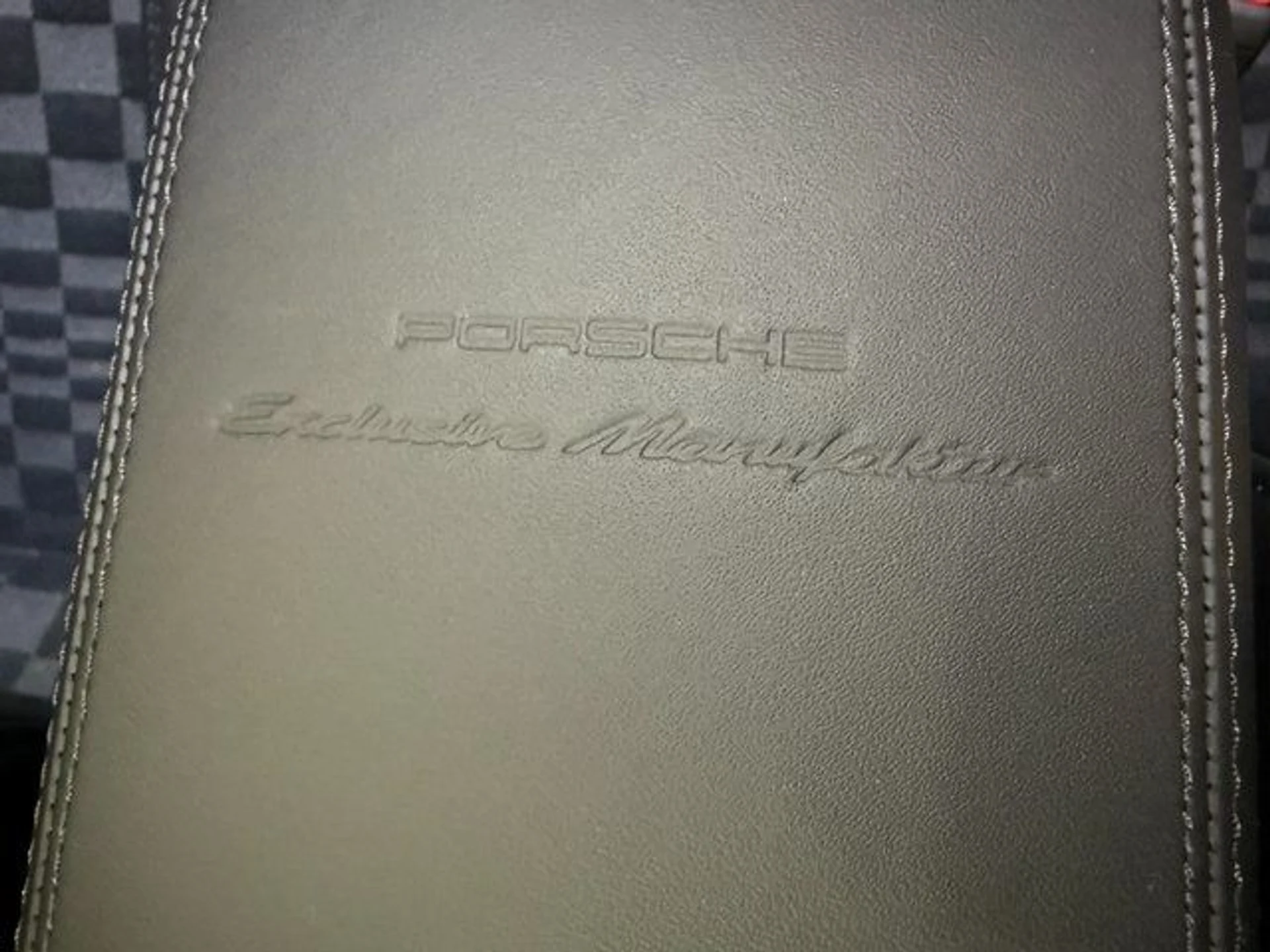 mph022_1144620082_dee318a99210fcc50f97e4ba6f867f82_ea61625466