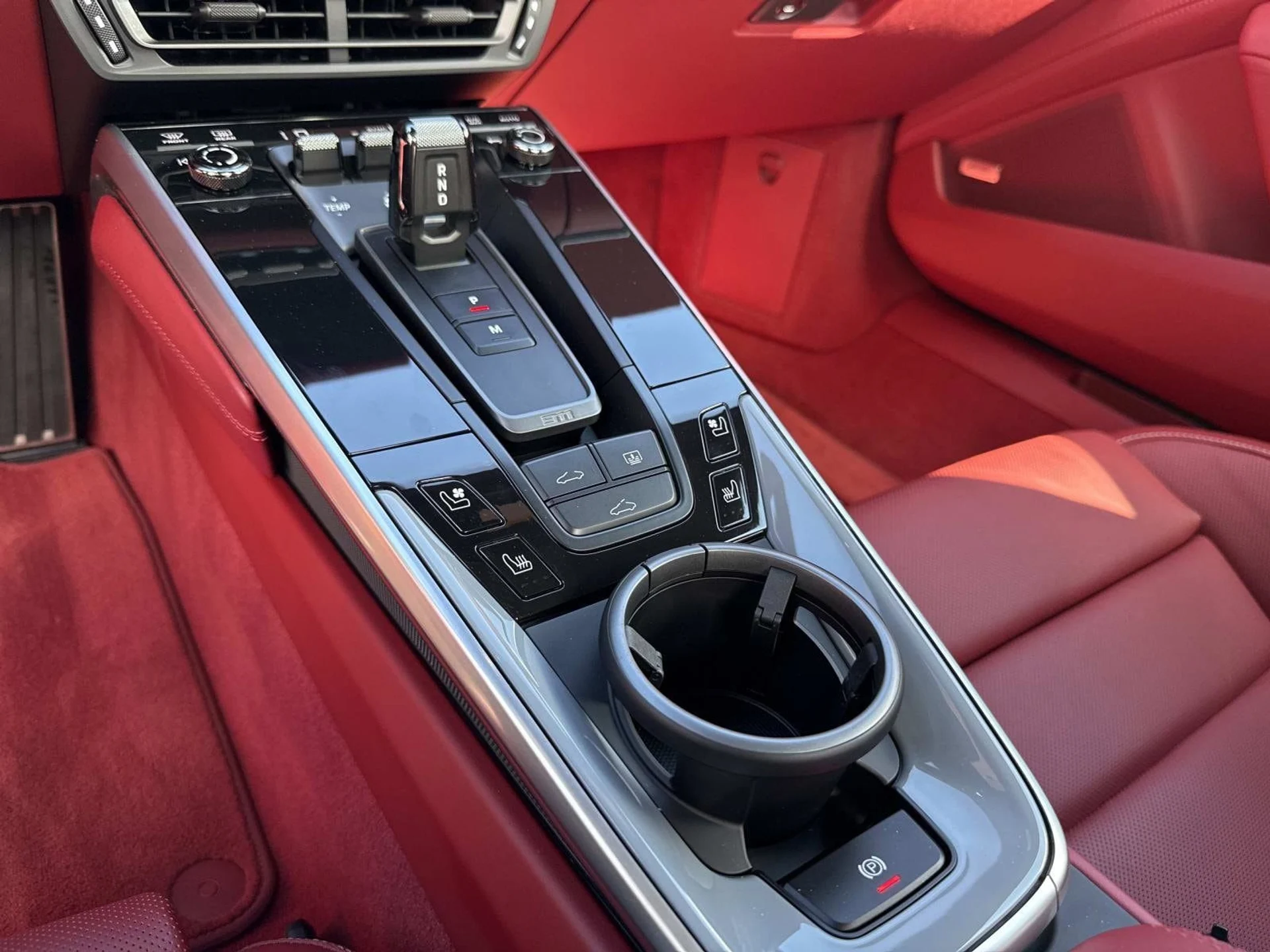 mph022_11454462_327c962348fe4eb1829300f258ef28c9x_96d9c52c19