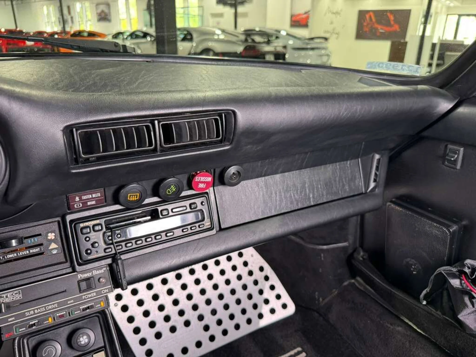 mph022_1146567995_eea913f2335907245f97e8e96b299cc0_1f3b833fba