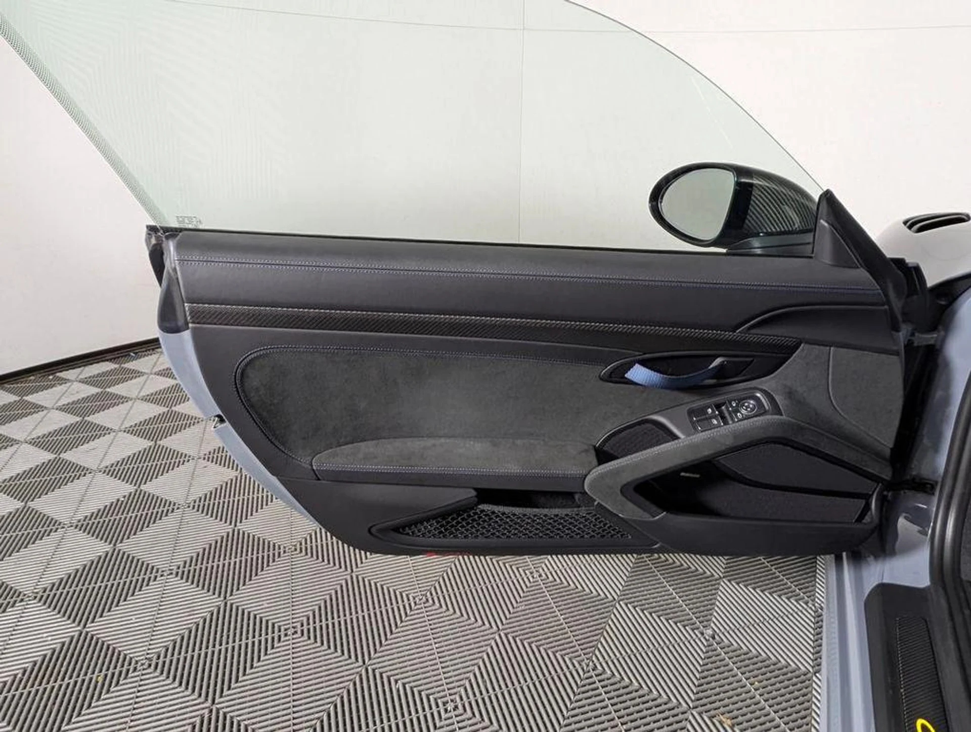 mph022_1154131241_p_Y_Hm_En0_Qusm_He_Cm_Quohje_I3_Hq_E_b8e292e3b0