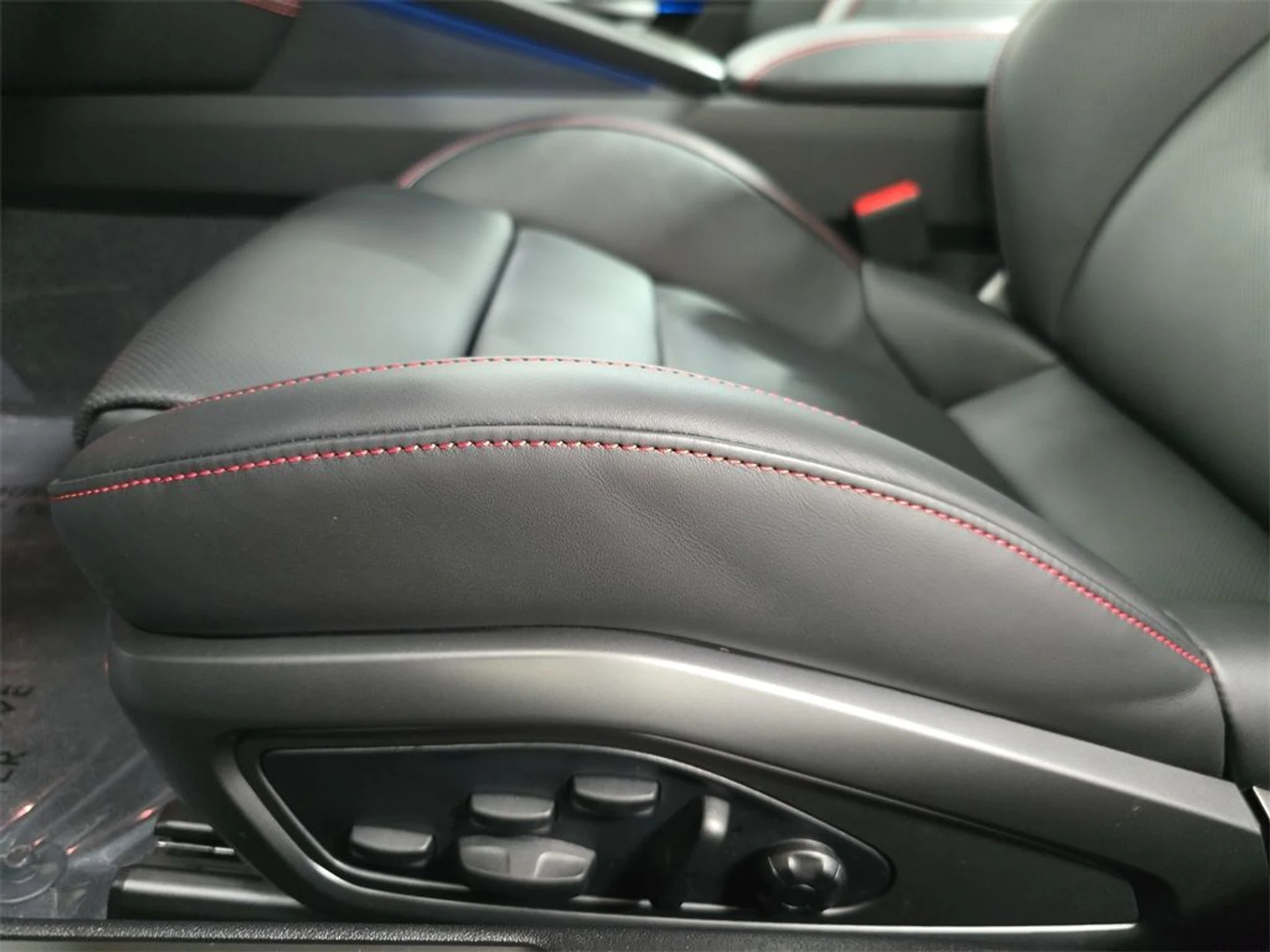 mph022_1154267161_9d280a3723655a796988923fb473c1b8_125dbc8911