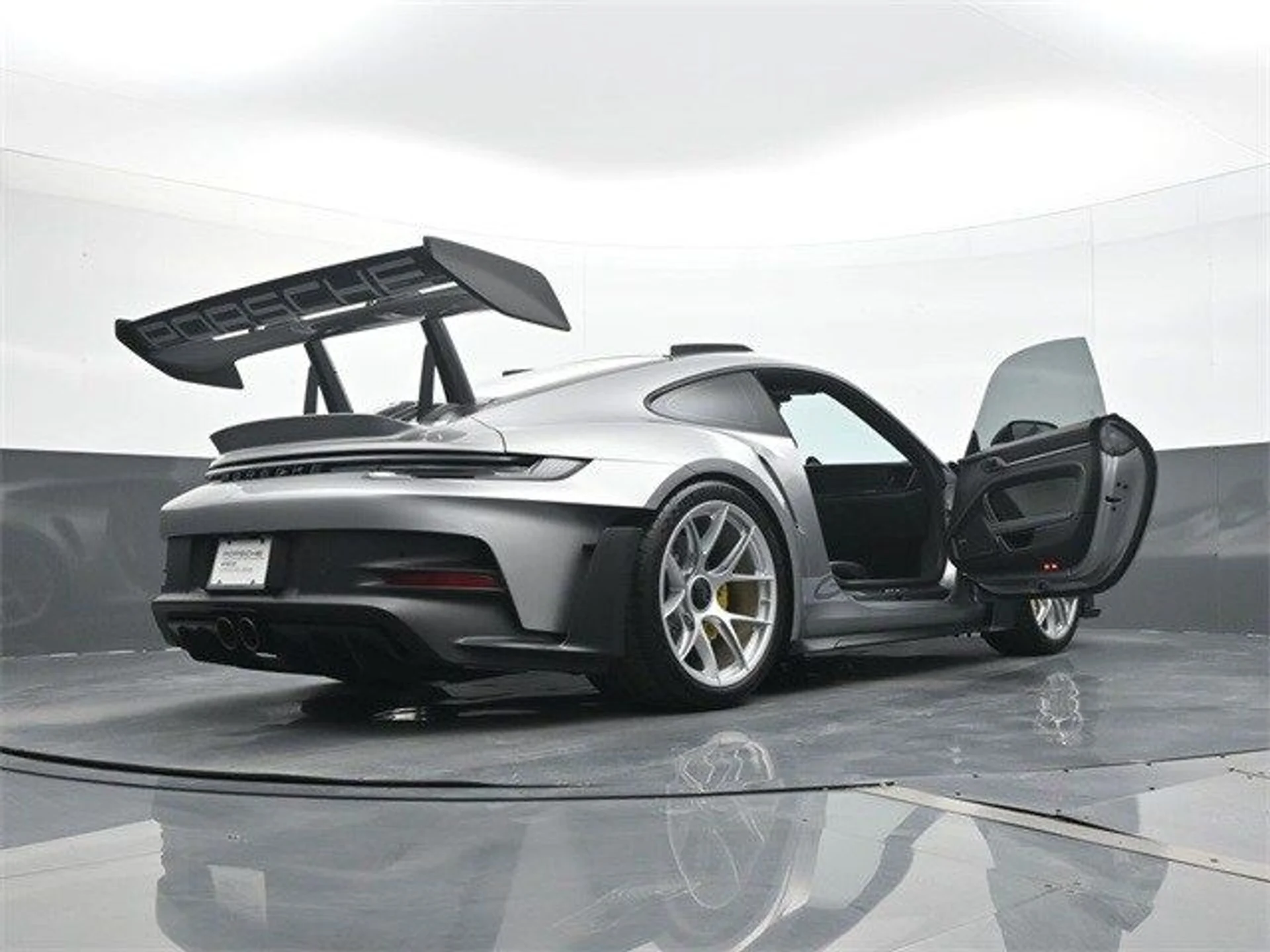 mph022_1158923353_05efae14d294f703b2e54d43c0769965x_91962a5186