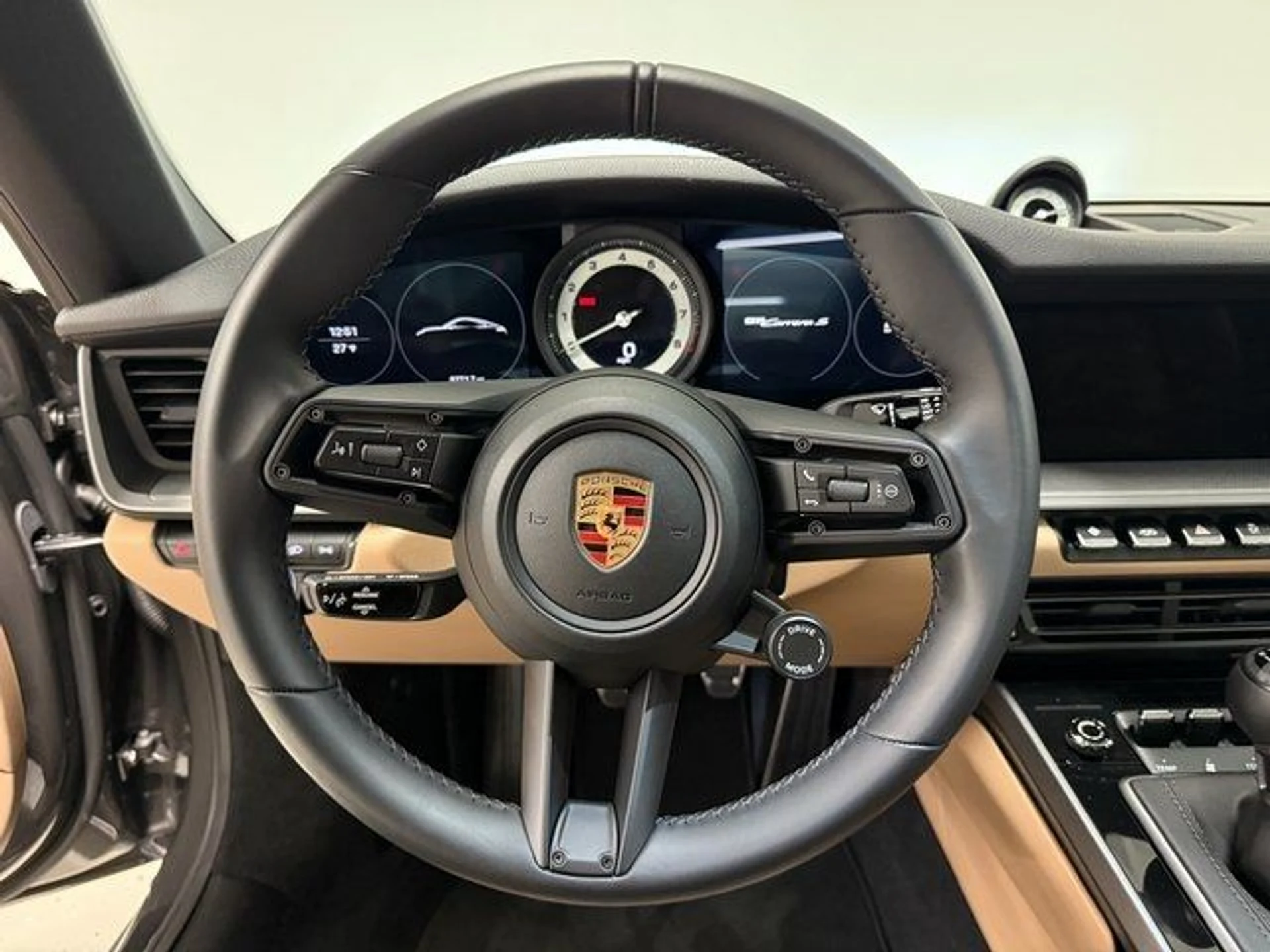 mph022_1162040032_97c8db38beb343ae84366972a938dbac_681a6e4801