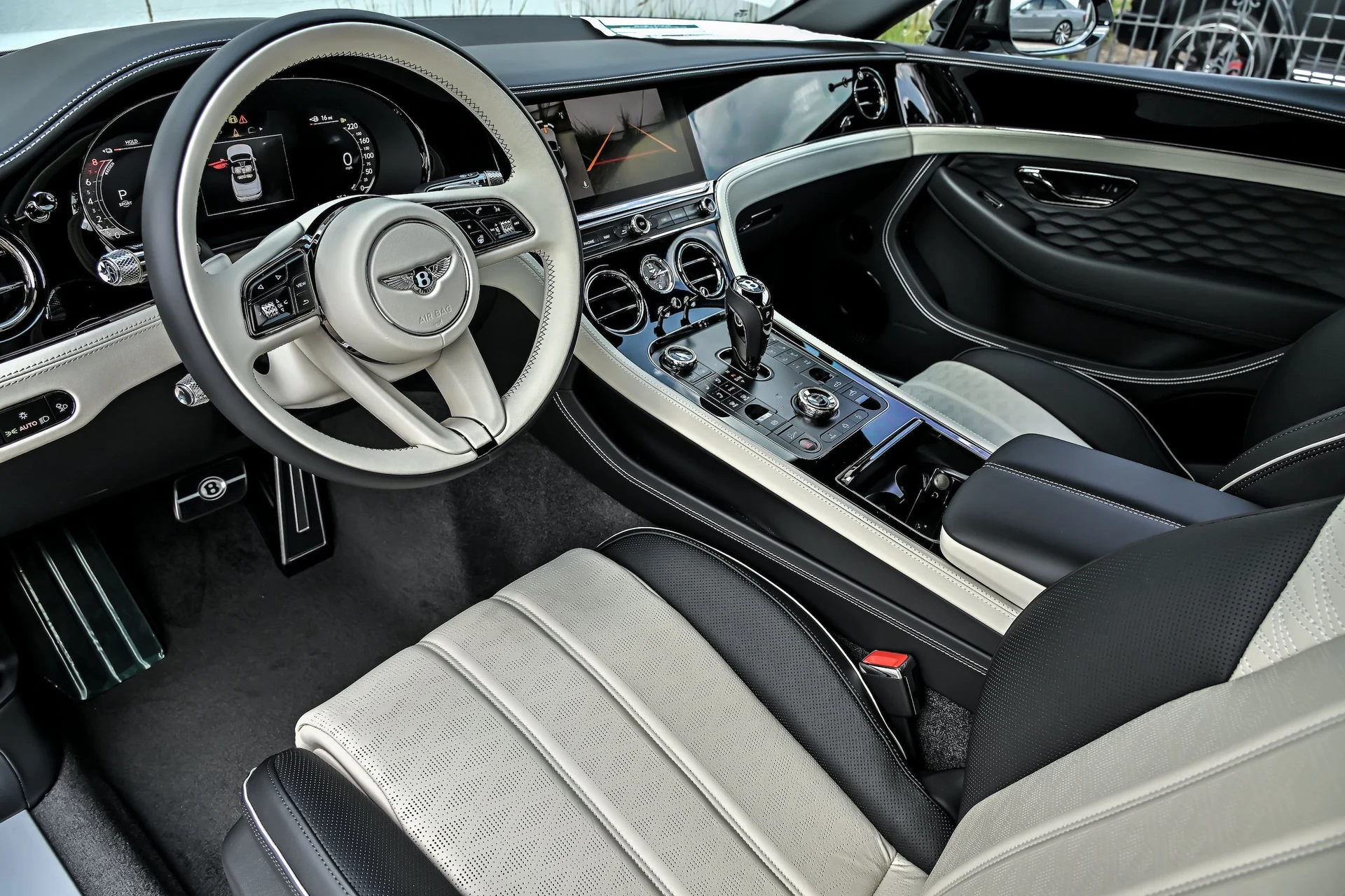 mph022_1172377836_ee9cec09569aa7d76241f3edc3dd1e17x_60e56428d0