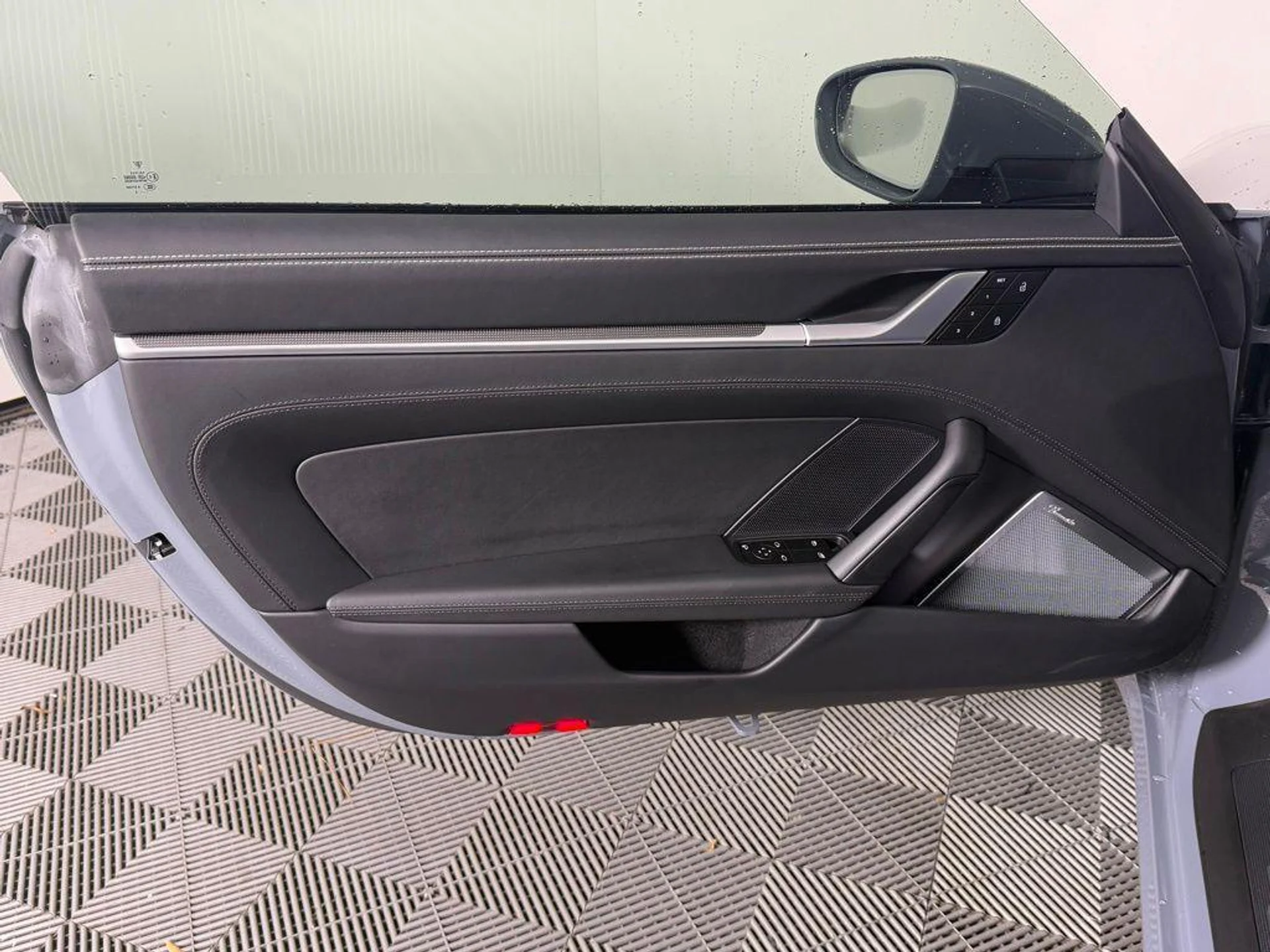 mph022_1178946824_q7_Us4qme7_HIWP_1_VA_Urbp_Lq_P_Fsh_E_7df0e32c59