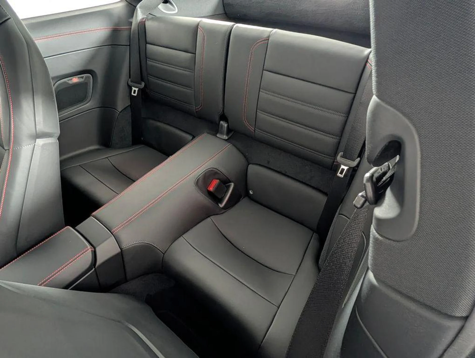 mph022_1179946154_YTU_Aa_V6_VY_7_K_Wzw1v_Mr_KA_Il_X9_U_c8076c38d4