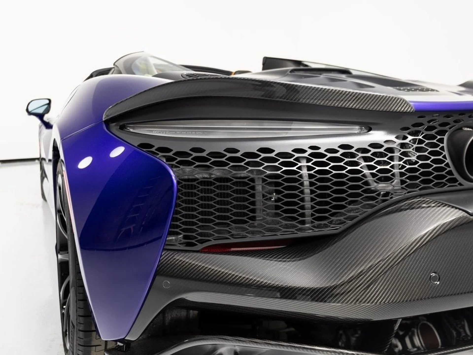 mph022_1184855891_f60cb80b065414bb2d34438972549d1bx_ad15341907