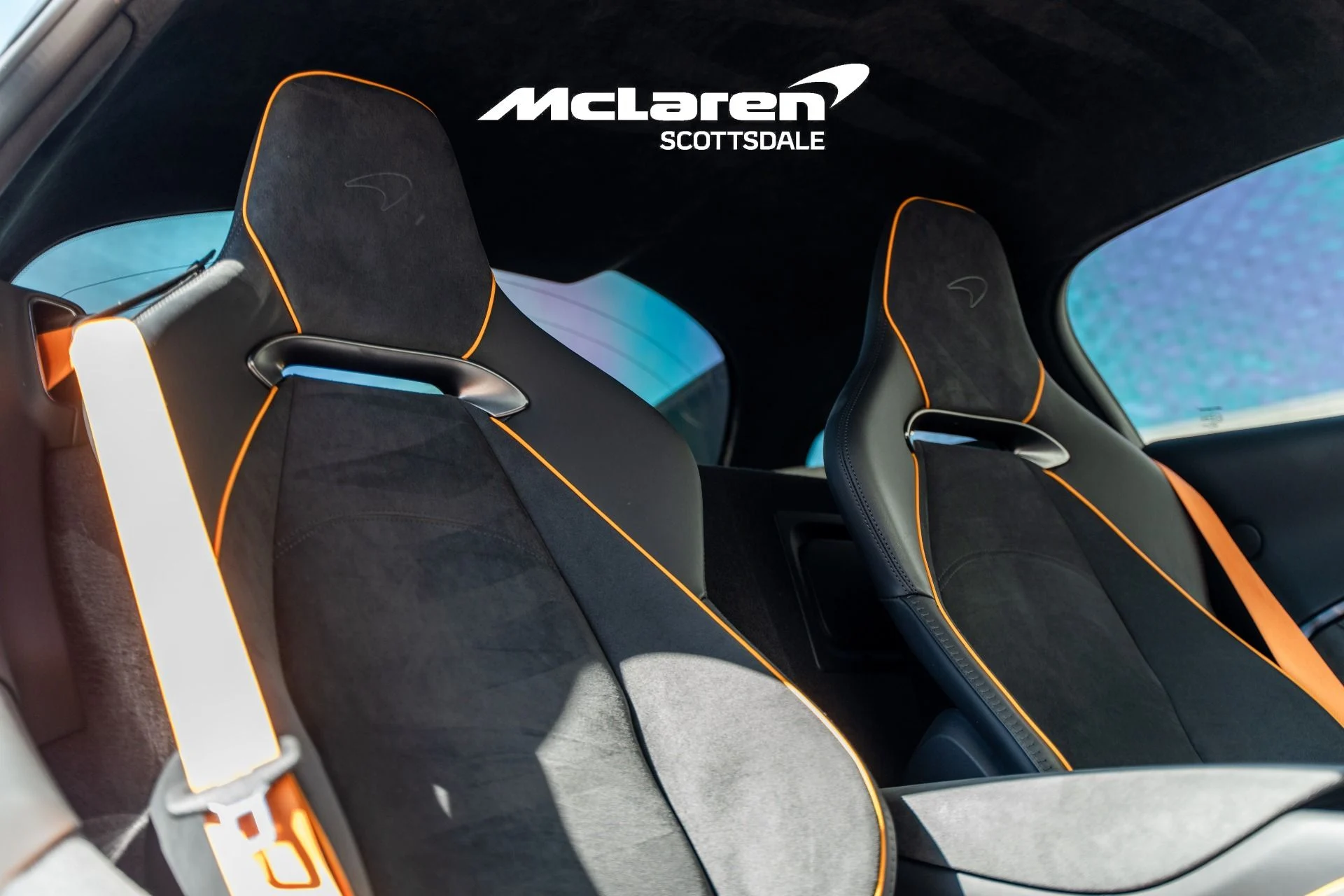 mph022_1186791271_Used_2024_MCLAREN_ARTURA_1757647464_09502d0fcd