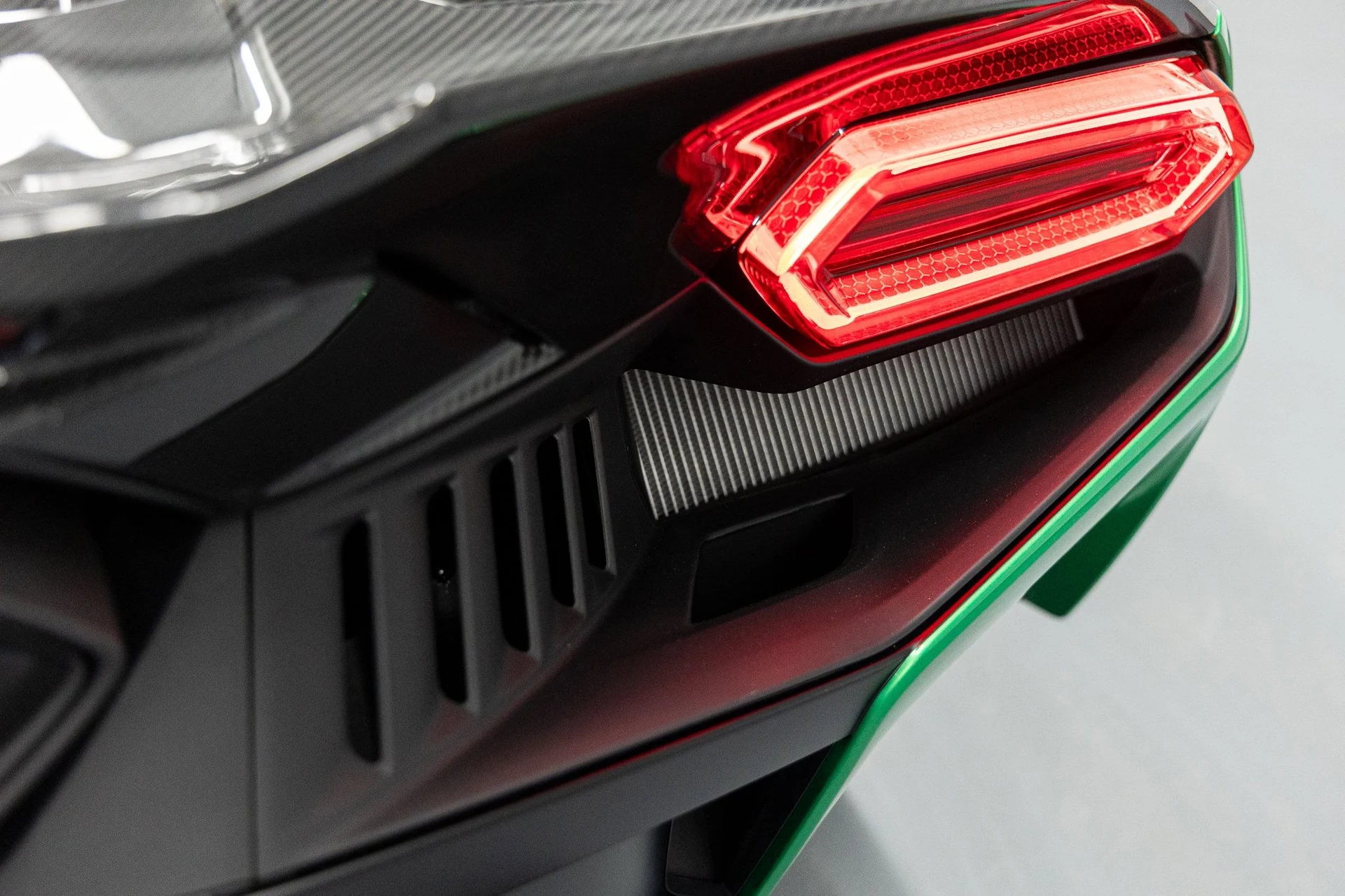 mph022_1189683299_eed0d6904dbf49597076f36cb81b216ex_0e81d3baa9