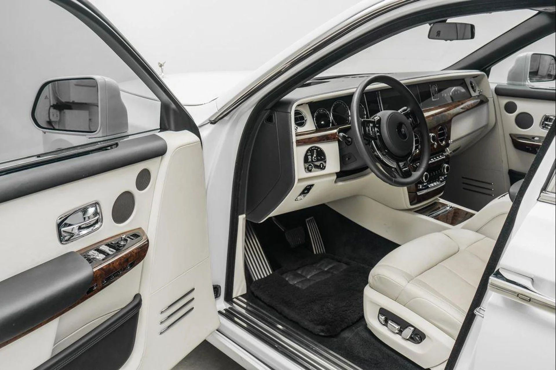 mph022_1204603193_Zu_WH_Zzgju_A_Yqpk_K_Hv_Rl_L3_NNZPTE_46b393a147