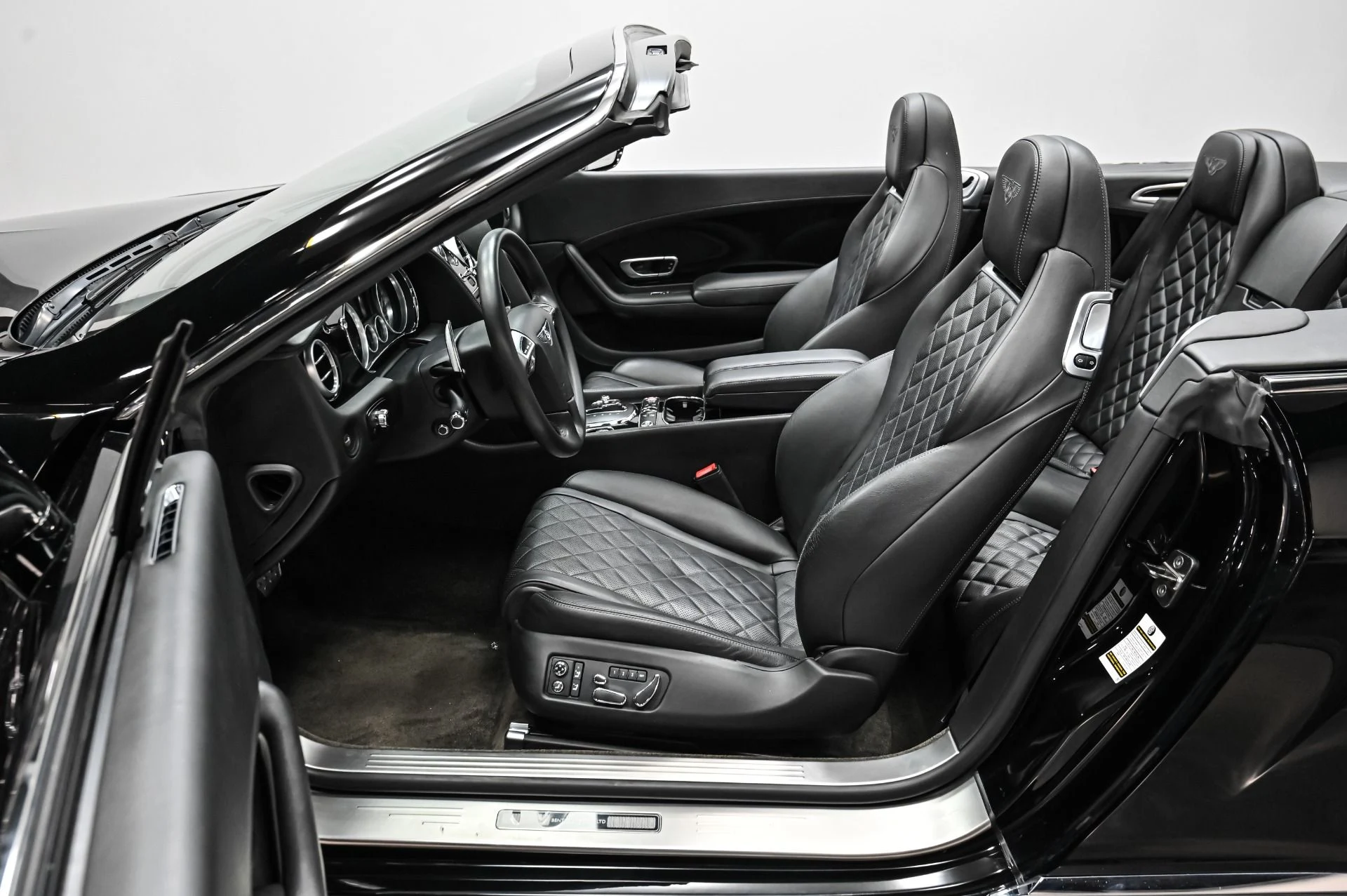 mph022_1207885218_Used_2016_Bentley_Continental_GT_W12_1754506277_9dcf70444d
