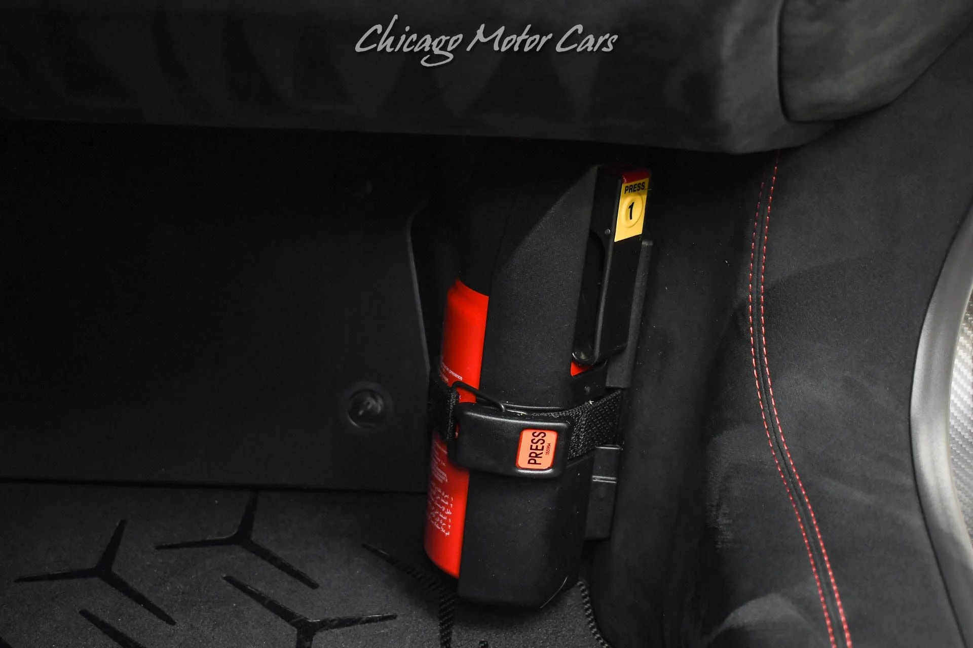 mph022_1210126491_13513_p23_l_e450977aca