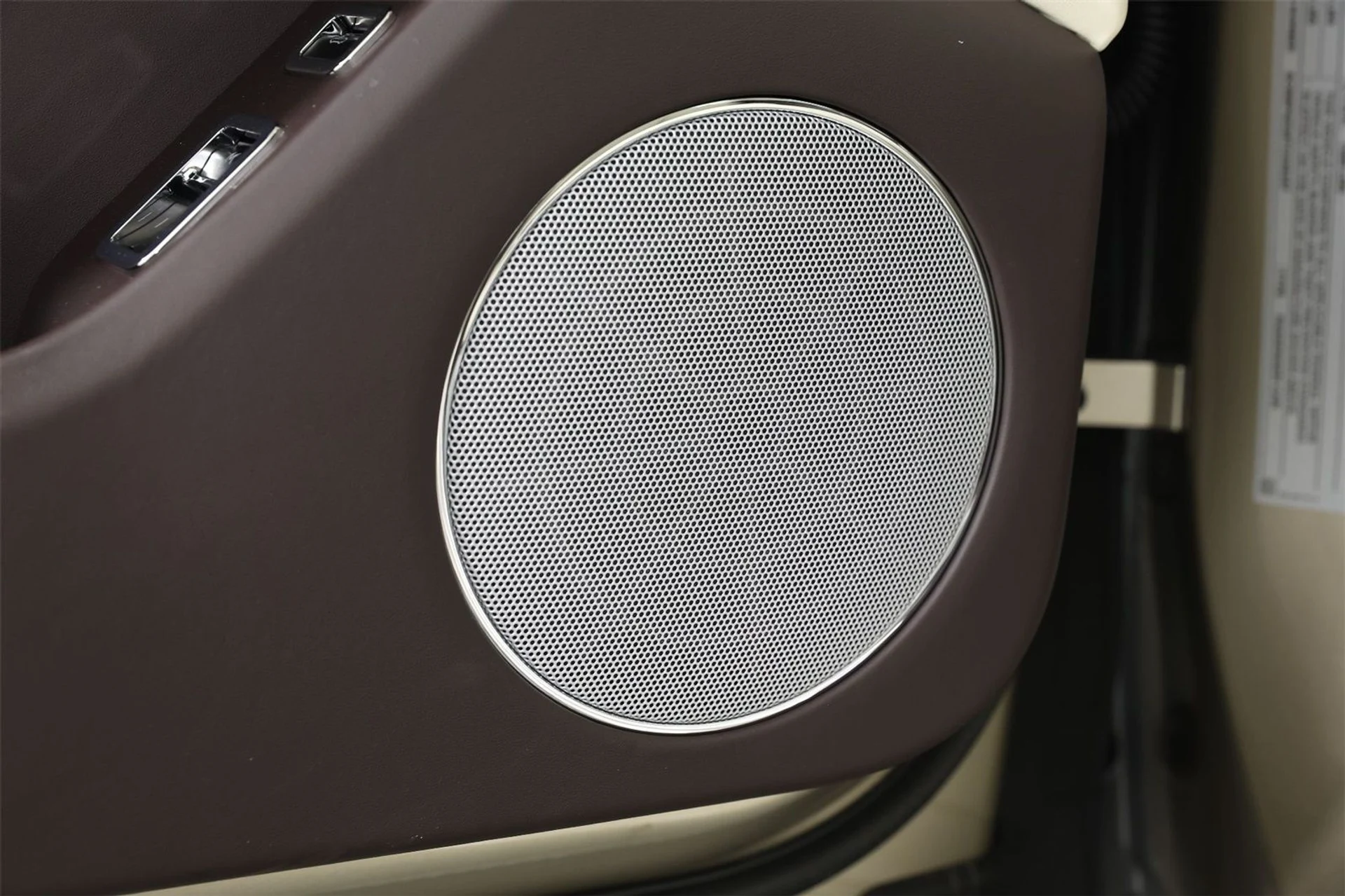 mph022_1211551757_482f182a303880e19f83d200de5a5087_c4a8ab55e1