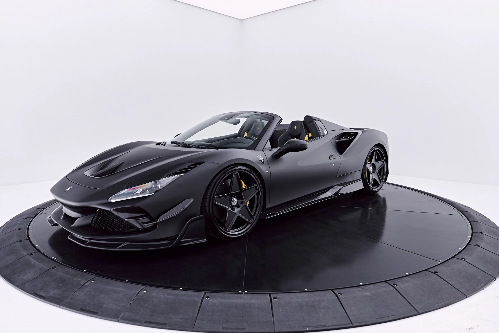 mph022_1214862503_Used_2023_Ferrari_F8_Spider_Base_1783649099_c755ad6282
