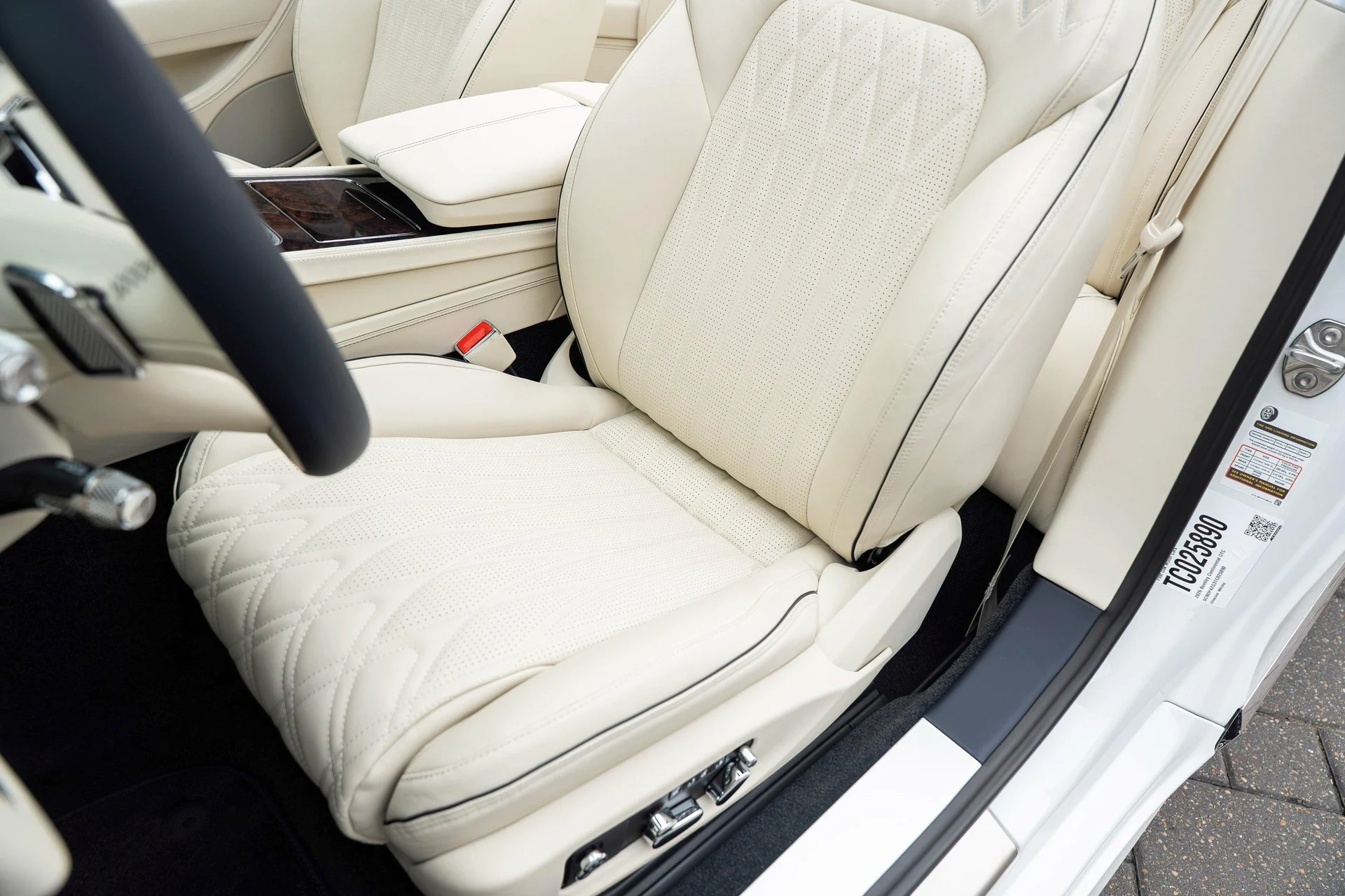 mph022_1224898021_470961996_69312a52437575d819837416_a875df878a