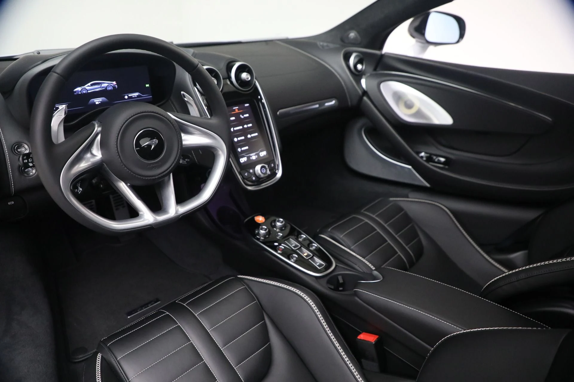 mph022_1225563456_New_2026_Mc_Laren_GTS_Tech_Lux_10cab9bd68