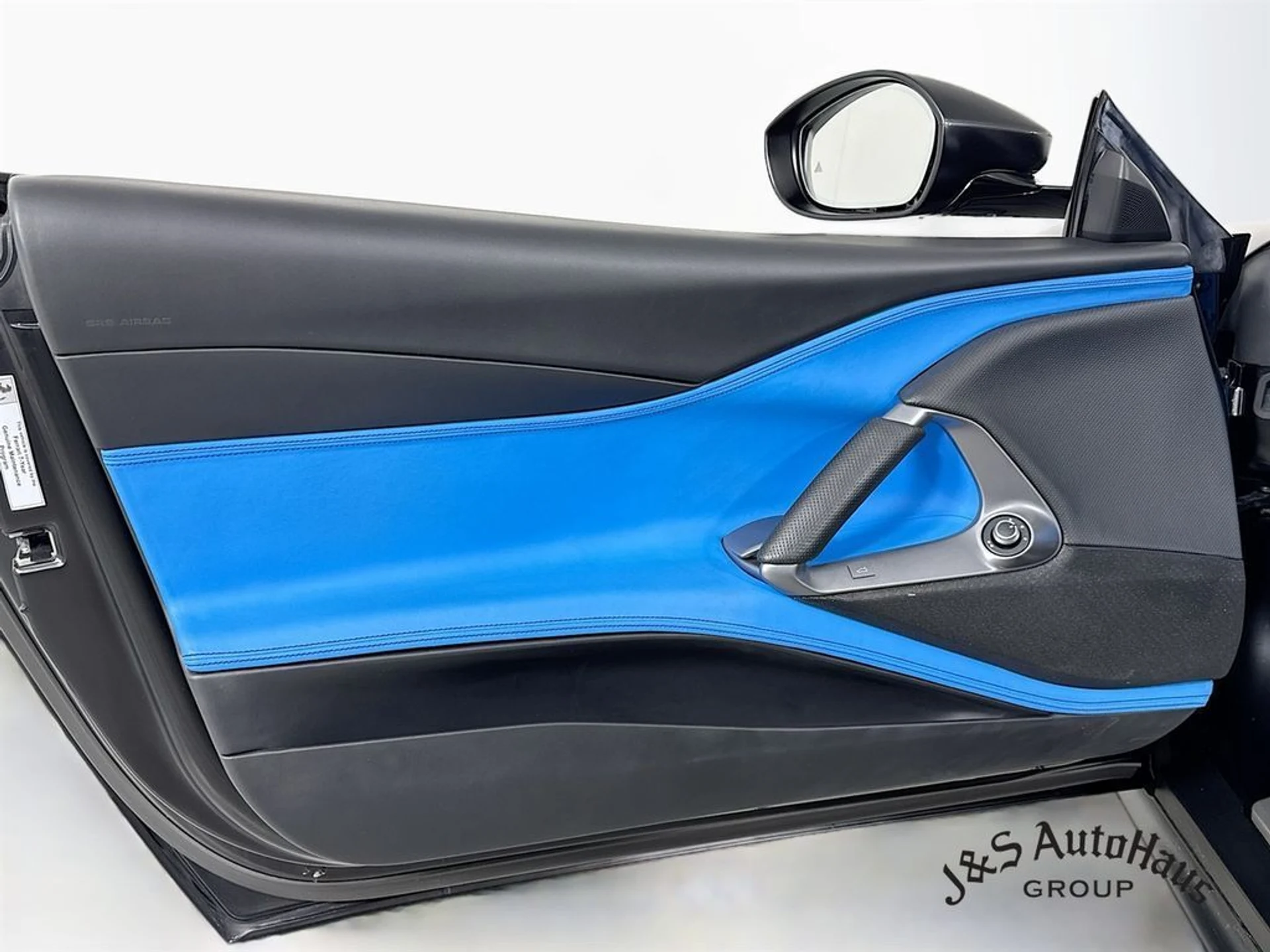 mph022_1226832068_thkke5u1pxrhugmp019525hr66tl_e21a6627d1