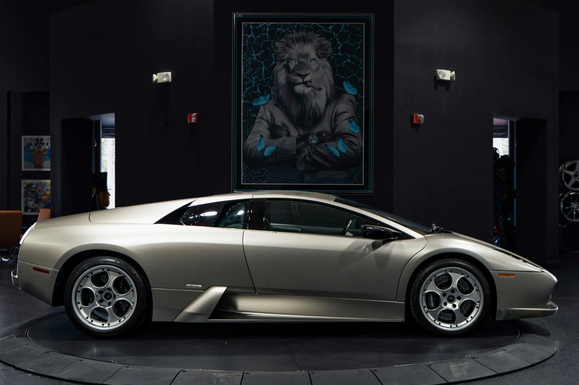 mph022_1231102266_Used_2003_Lamborghini_Murcielago_1773687292_25a15a8d4d