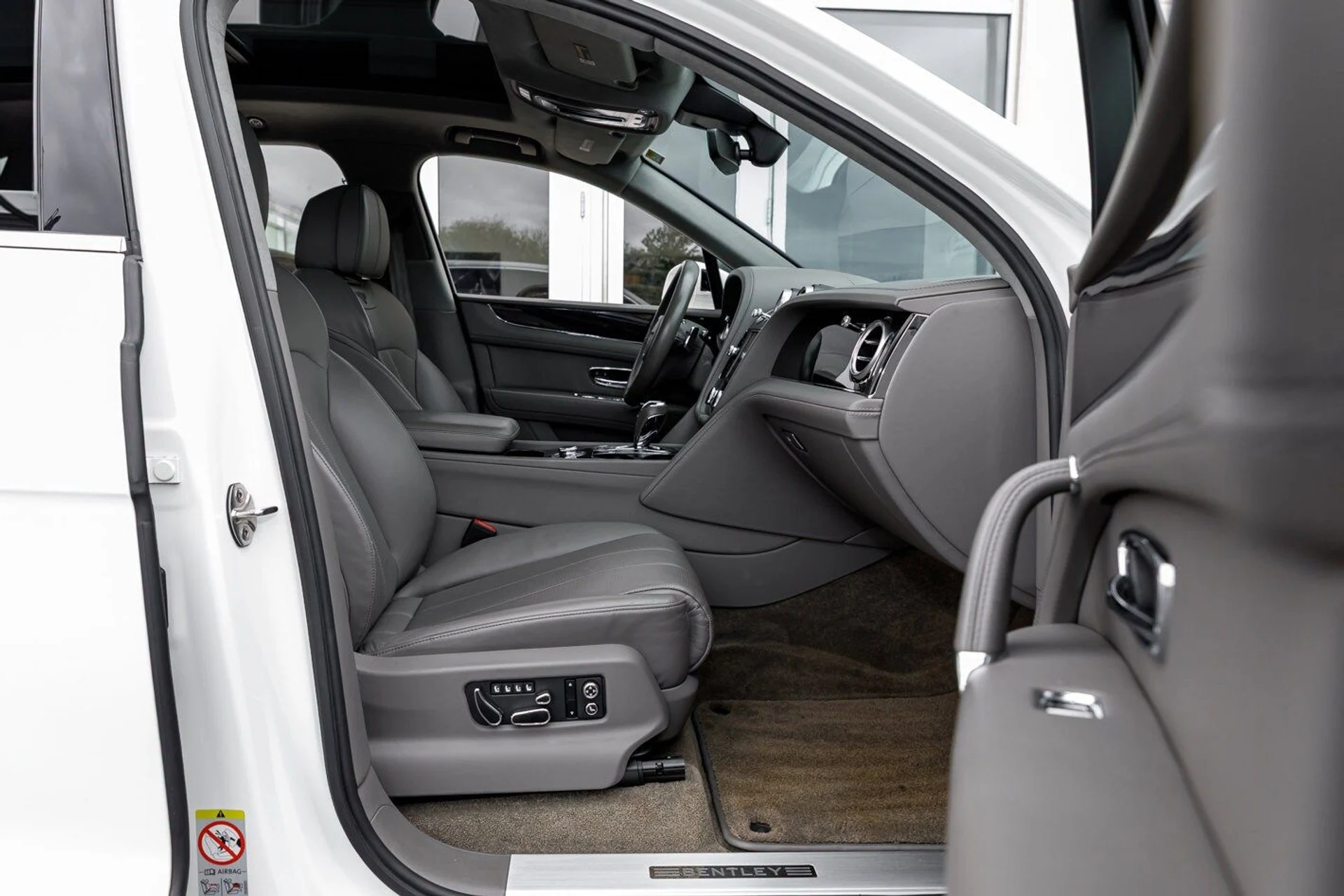 mph022_1236475549_826dfc37ea767f0ee111e4c7c258f930x_2fad91d331