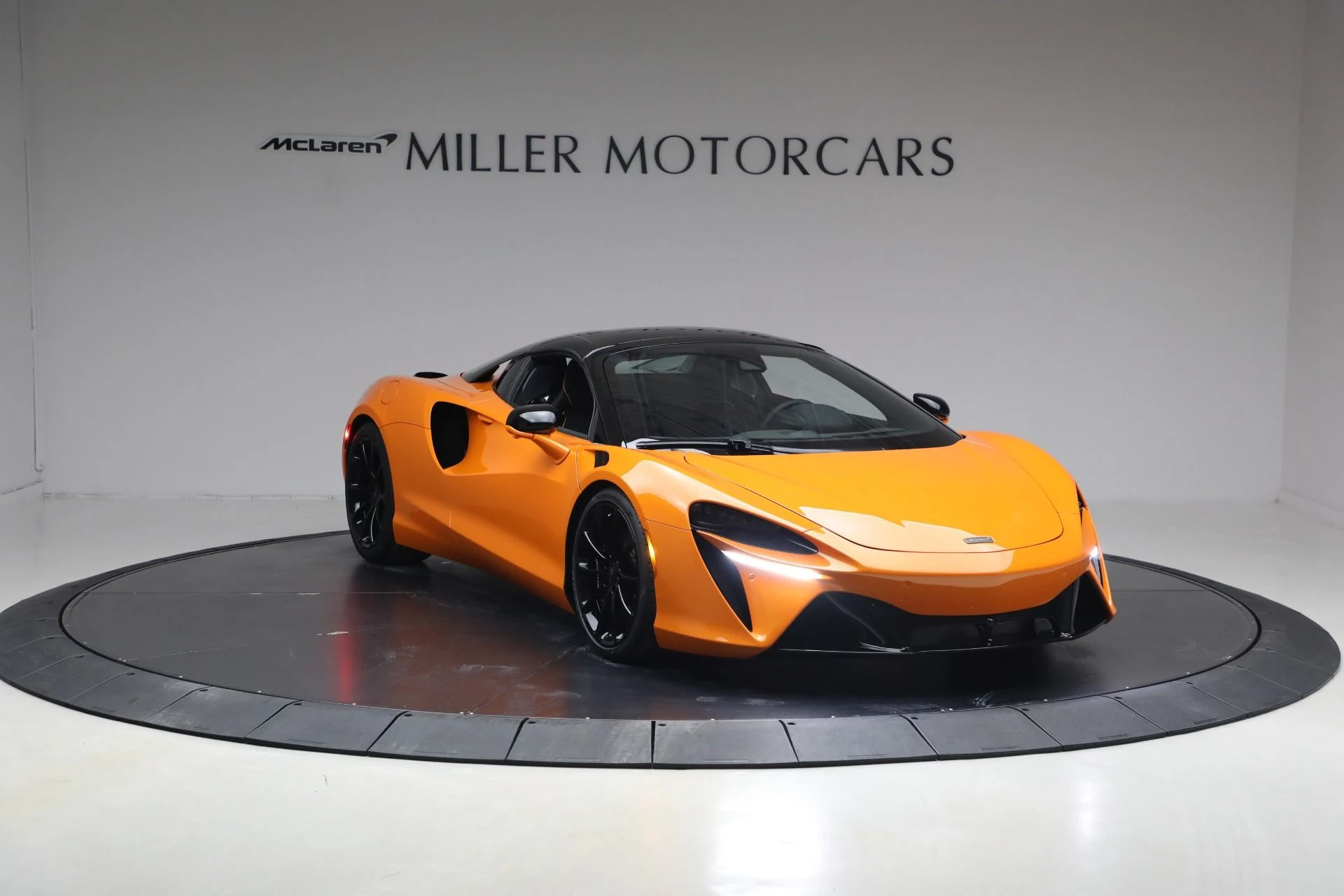 mph022_1240292225_New_2026_Mc_Laren_Artura_Spider_Performance_adf5e184e6