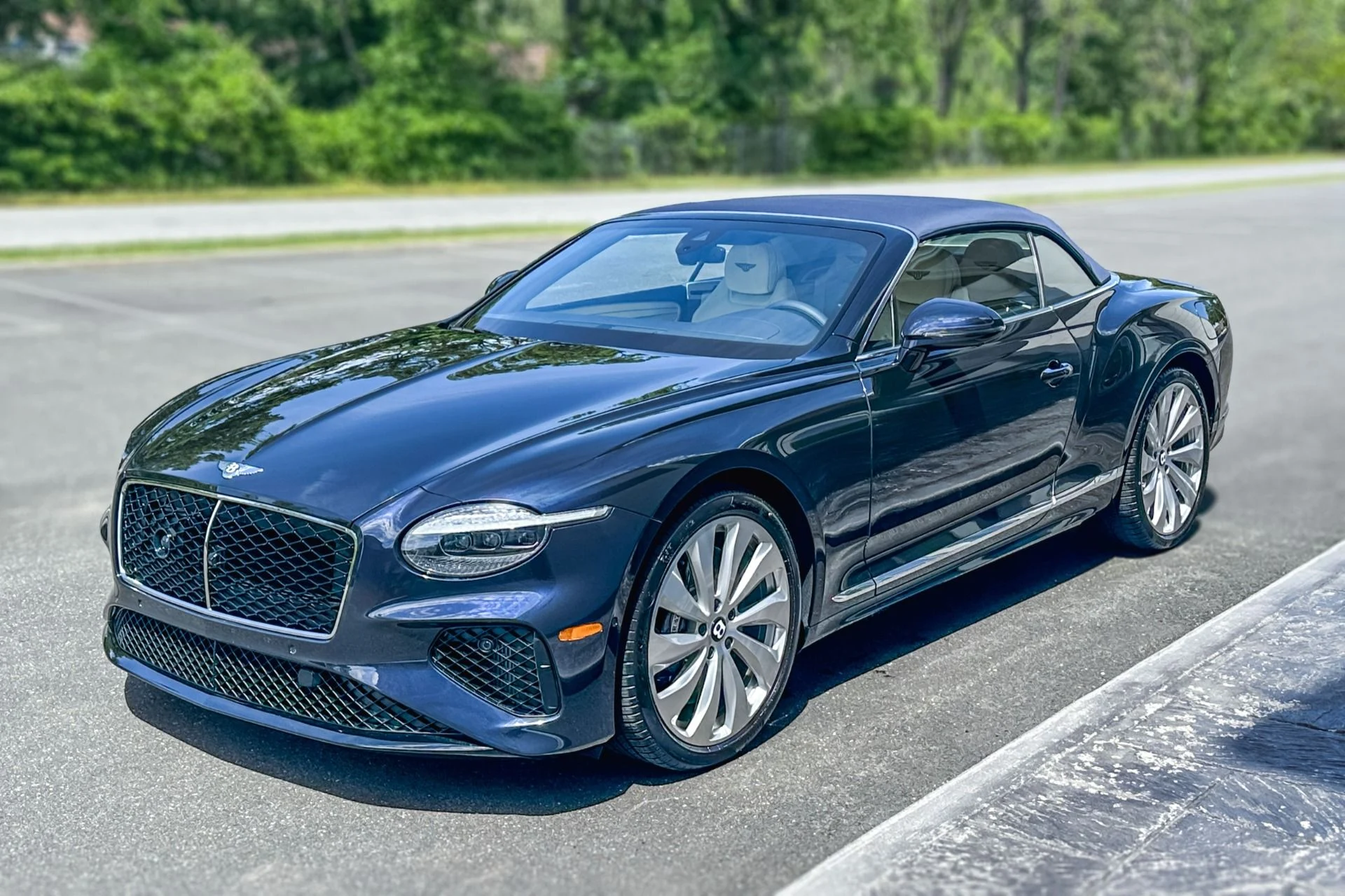 mph022_124160488_New_2026_Bentley_Continental_GT_GTC_1779707552_0e8ae2d325