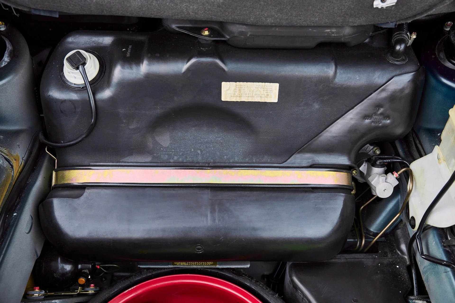 mph022_1250472457_Used_1997_Porsche_911_Turbo_1770864803_ab211215f1