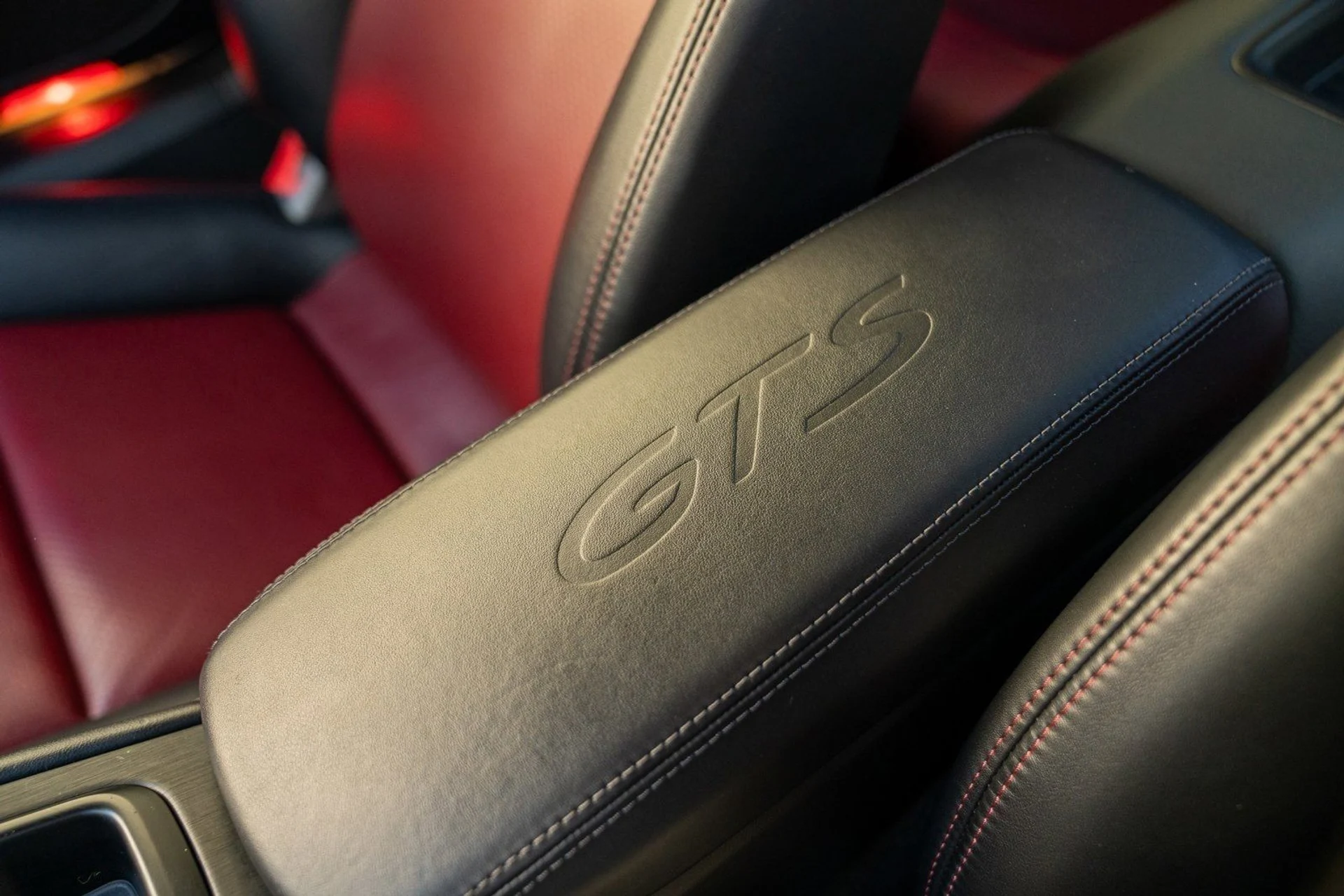 mph022_1250788446_dabc2d6f5a4011fc8646553e2dcfc7d6x_8b5bf54aea