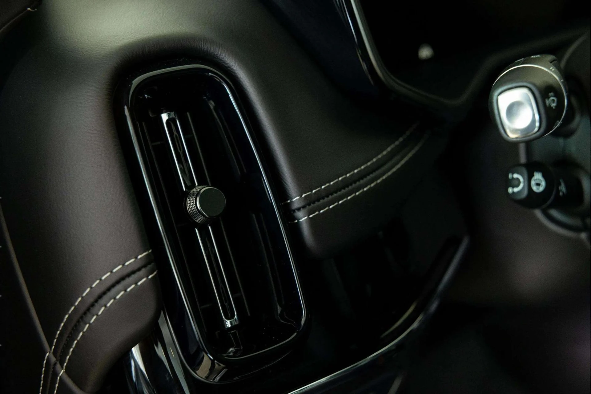 mph022_1253890975_3734c217_1669_48c8_8bd6_17fc1d4f5d68_f7412289de